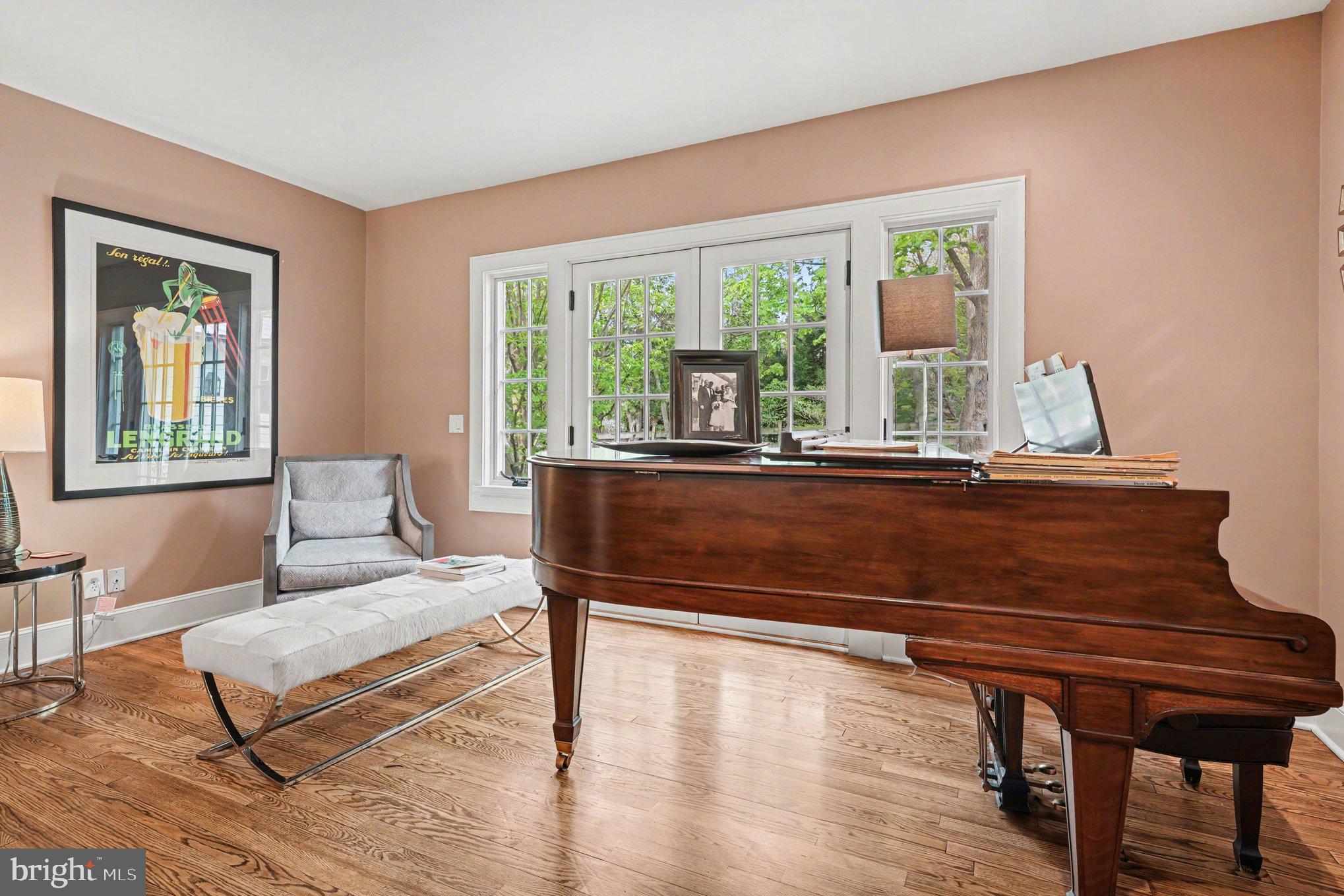 SPRING VALLEY - Residential