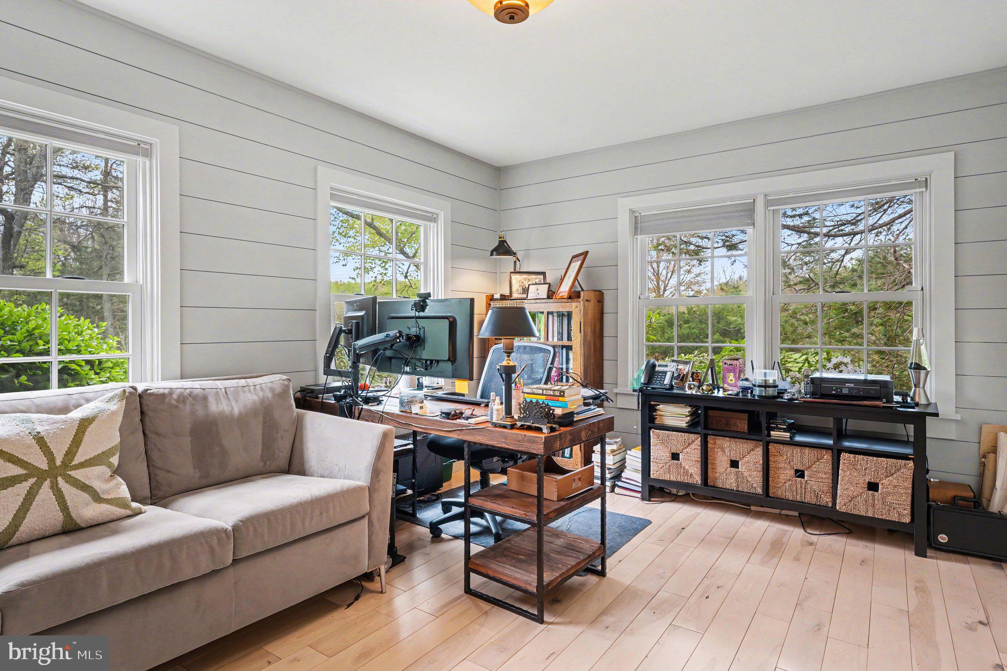 SPRING VALLEY - Residential