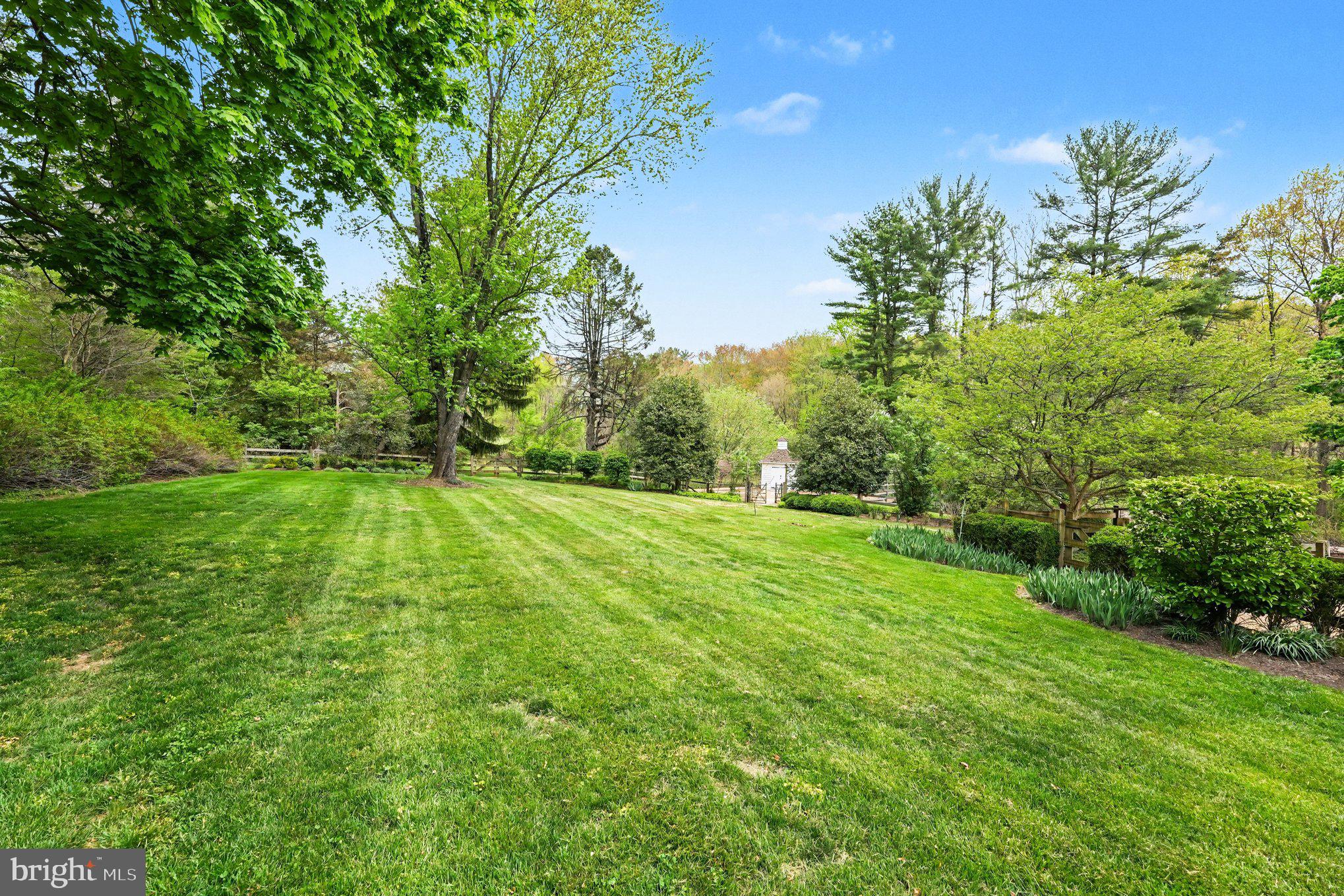 SPRING VALLEY - Residential