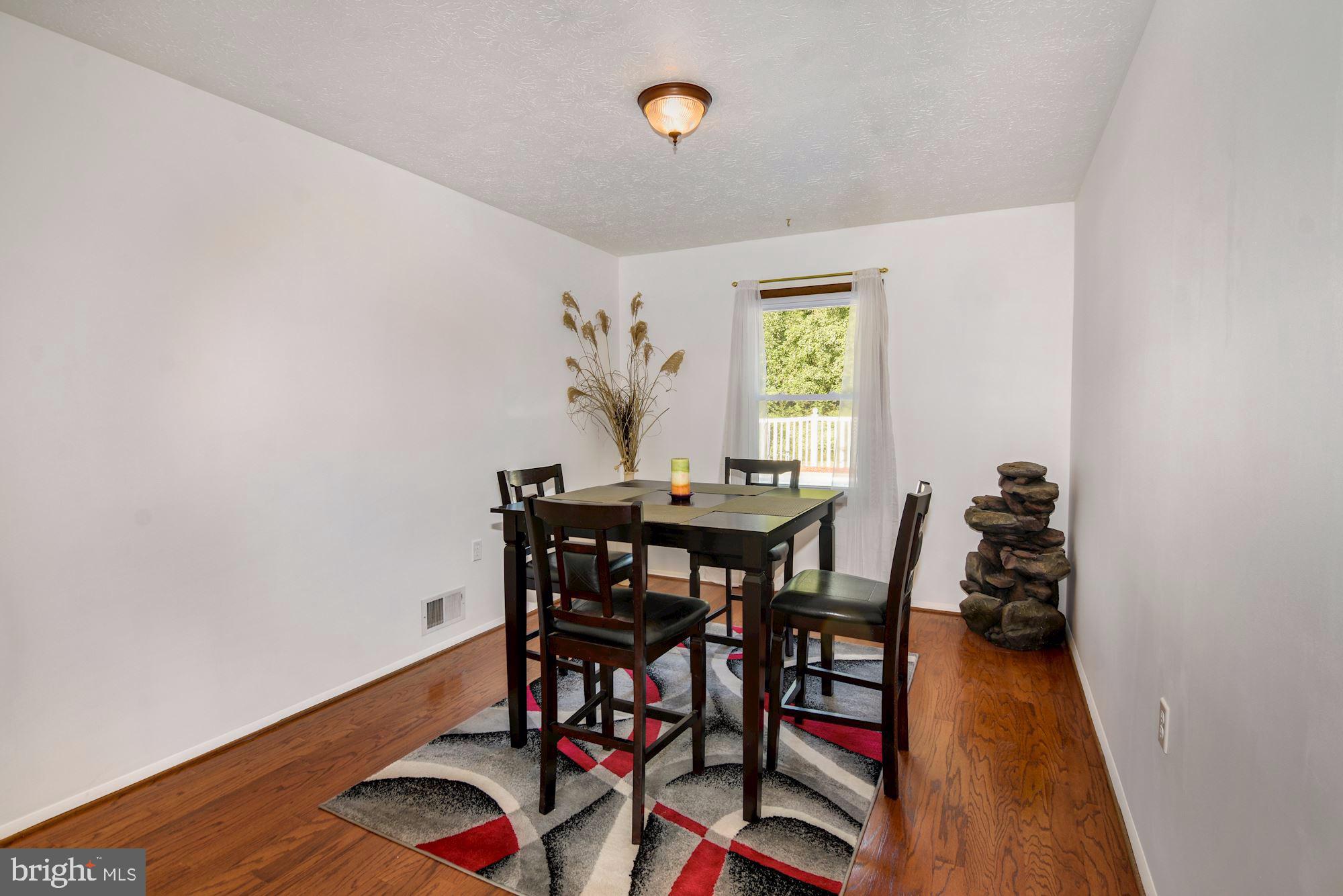 PROVINCES - Residential