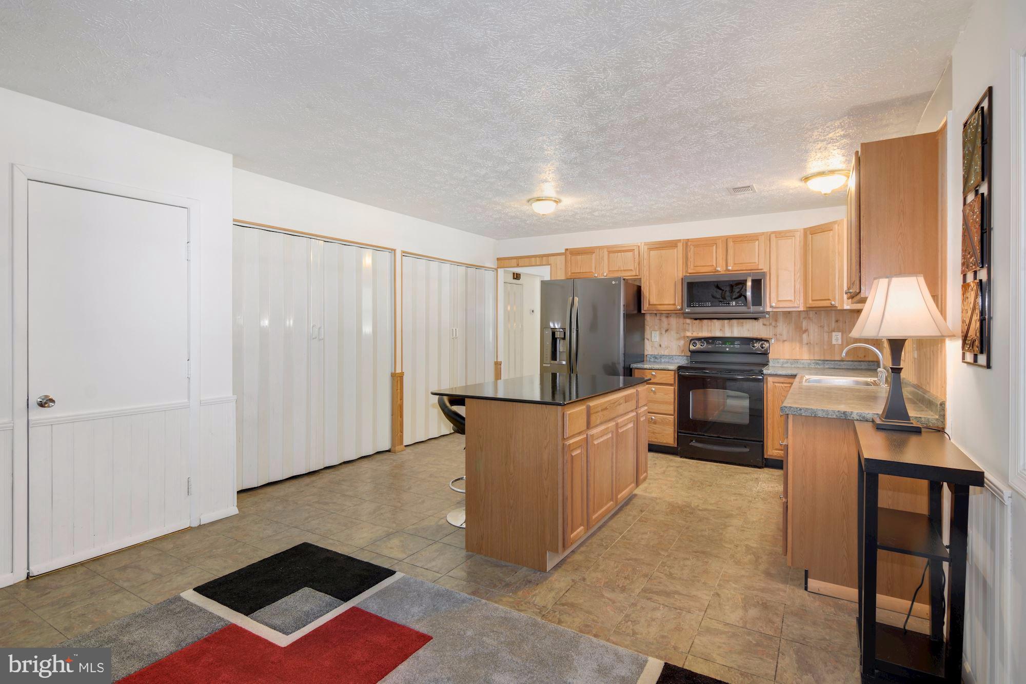 PROVINCES - Residential