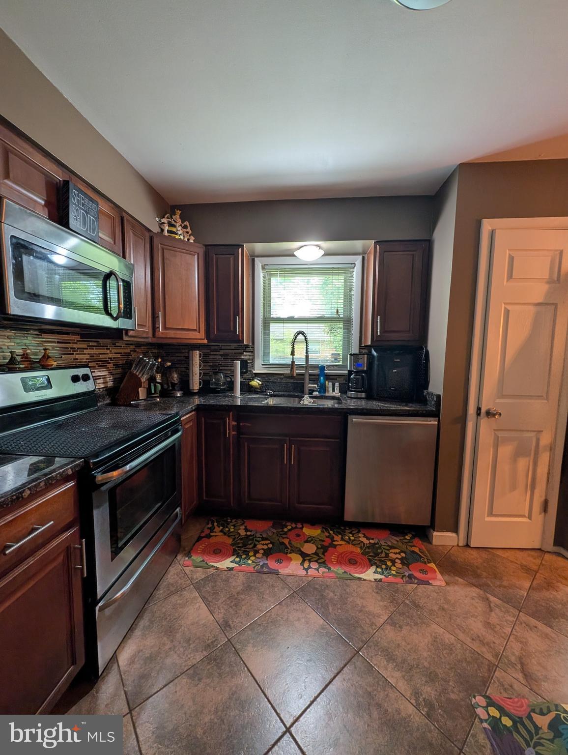 GLENN DALE - Residential
