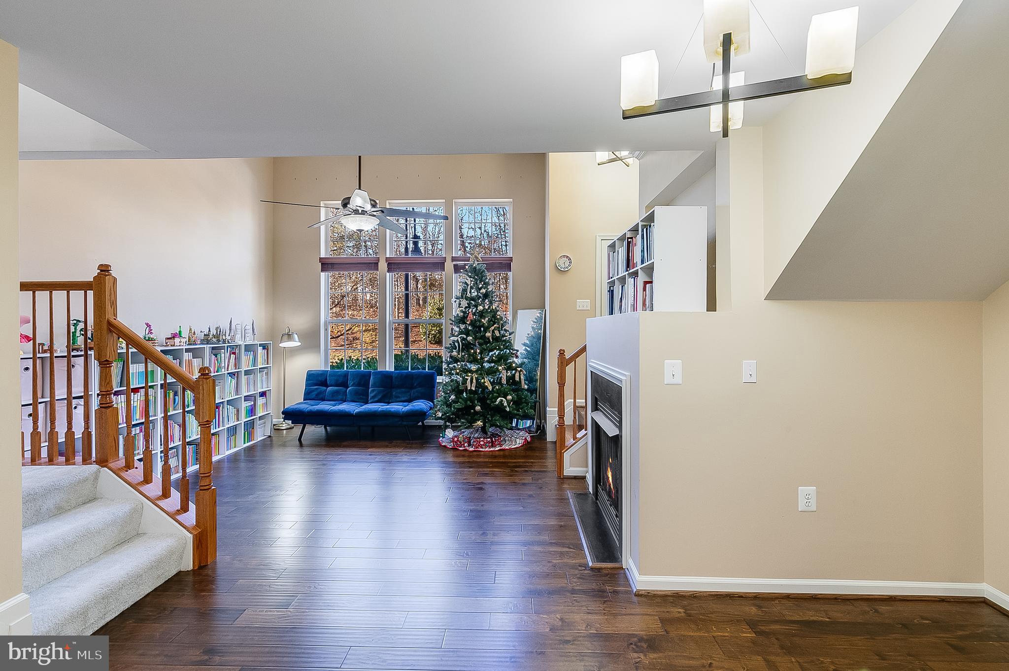 MARKET CENTER CONDOMINIUM - Residential