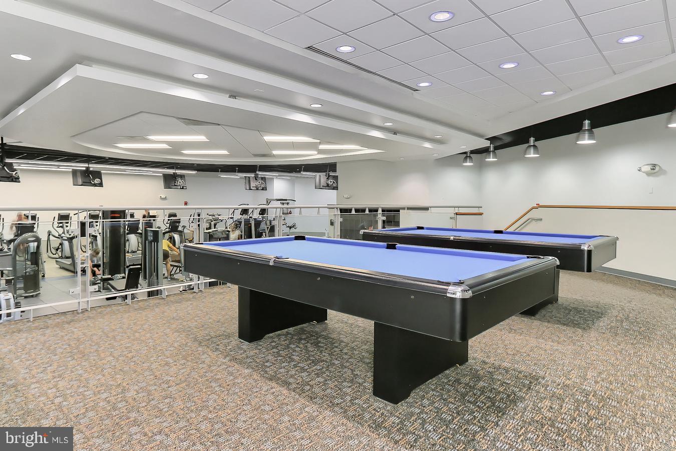 RIVER PLACE EAST - Residential