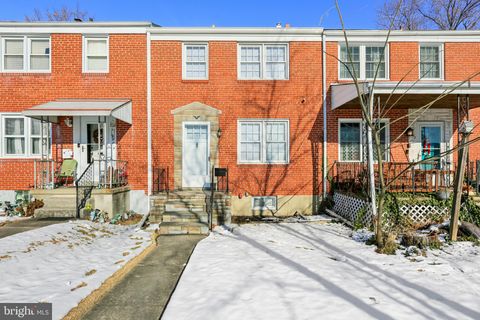 Townhouse For Sale - 1770 Weston Avenue<br/> PARKVILLE, MD 21234