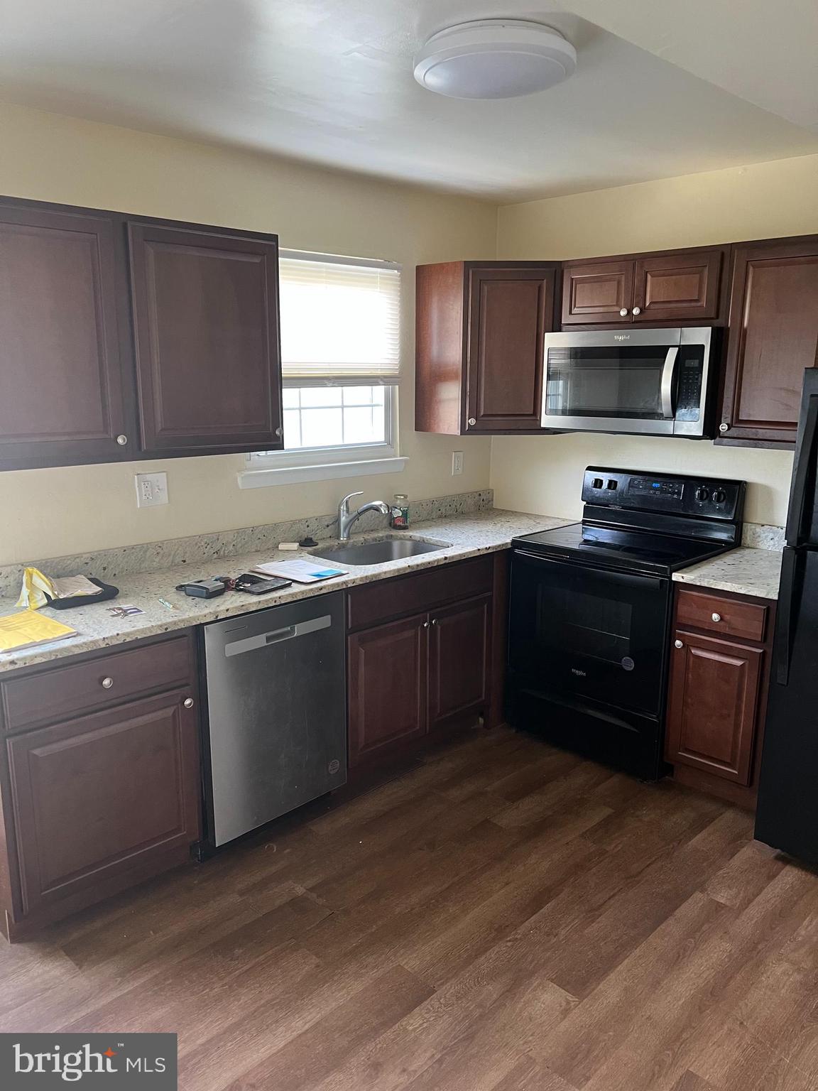 448 JUMPERS COURT