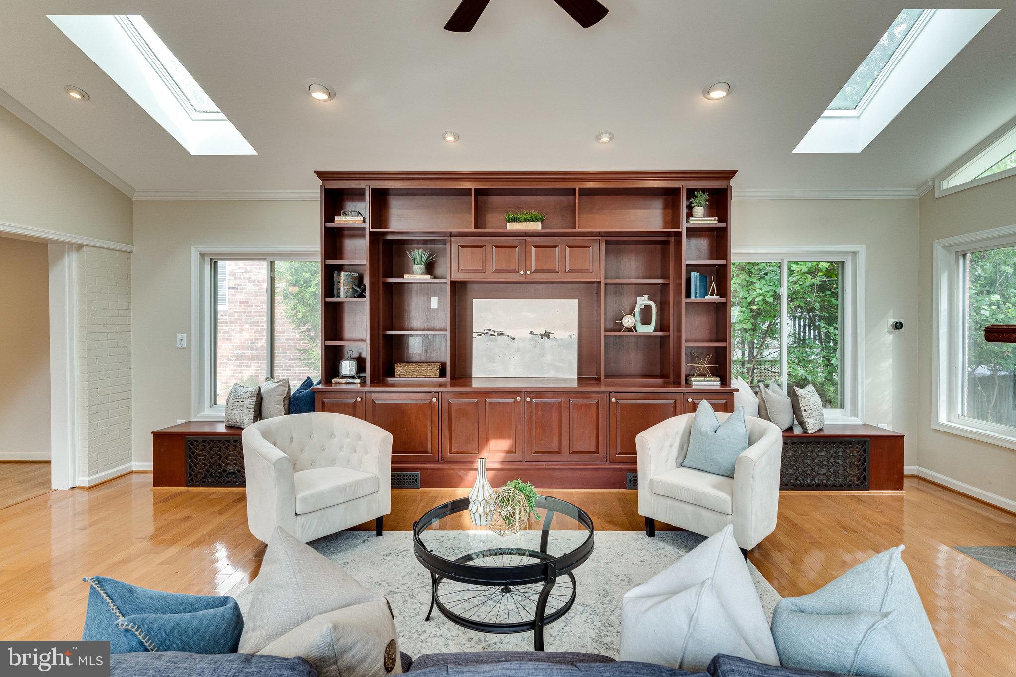 AYRLAWN - Residential Lease