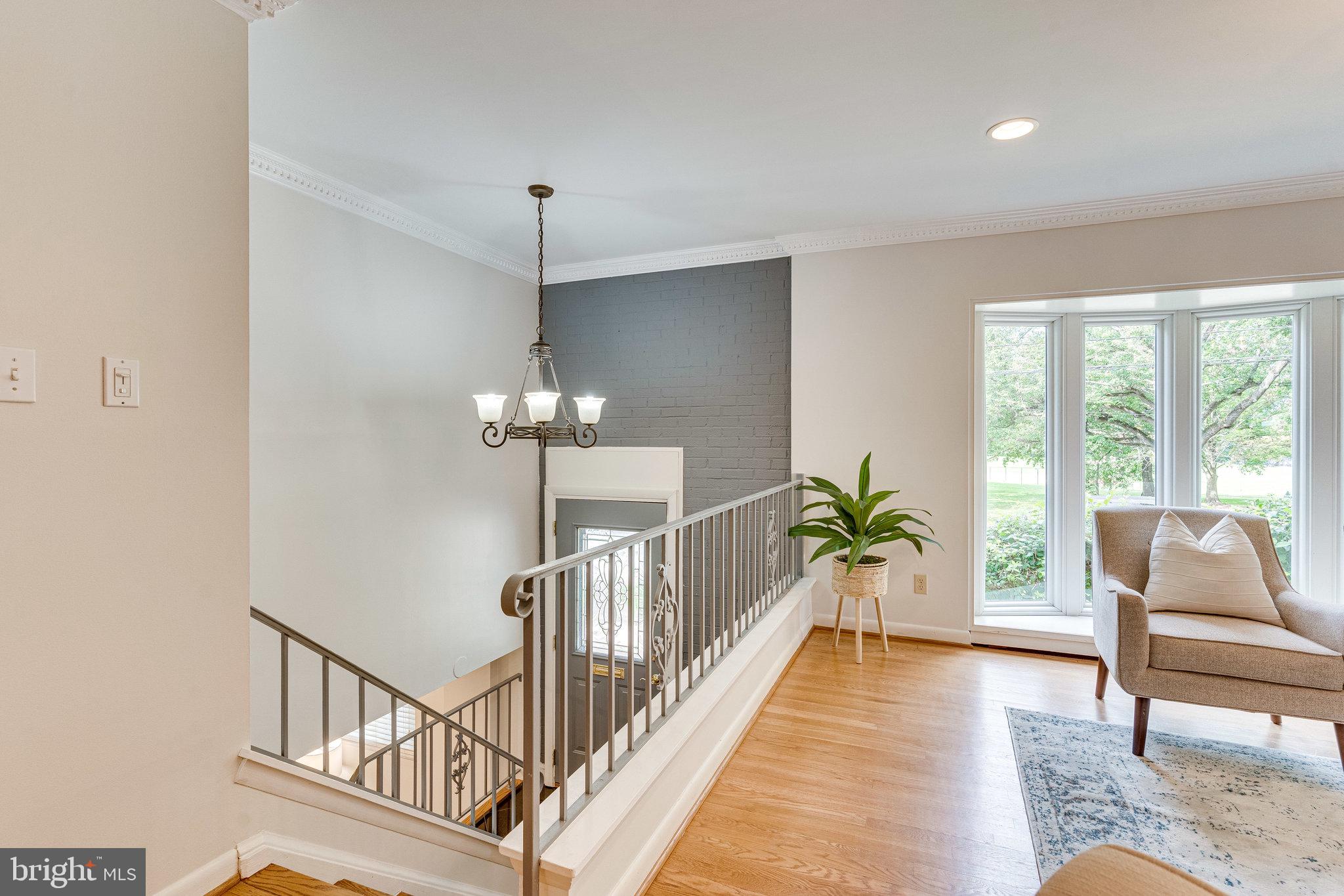 AYRLAWN - Residential Lease