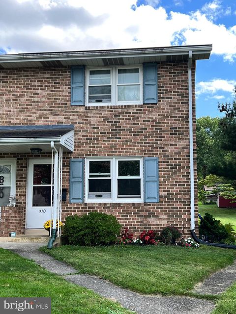 Photo of 410 E CHERRY ST, ELIZABETHTOWN, PA 17022 (MLS # PALA2040766)