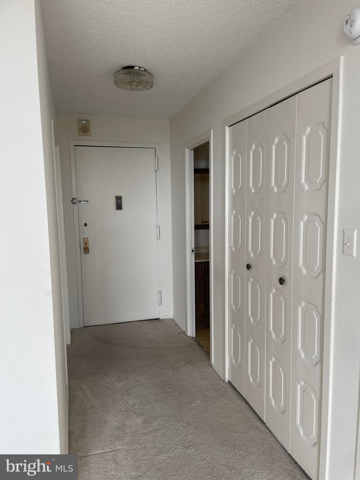 PROMENADE TOWERS - Residential