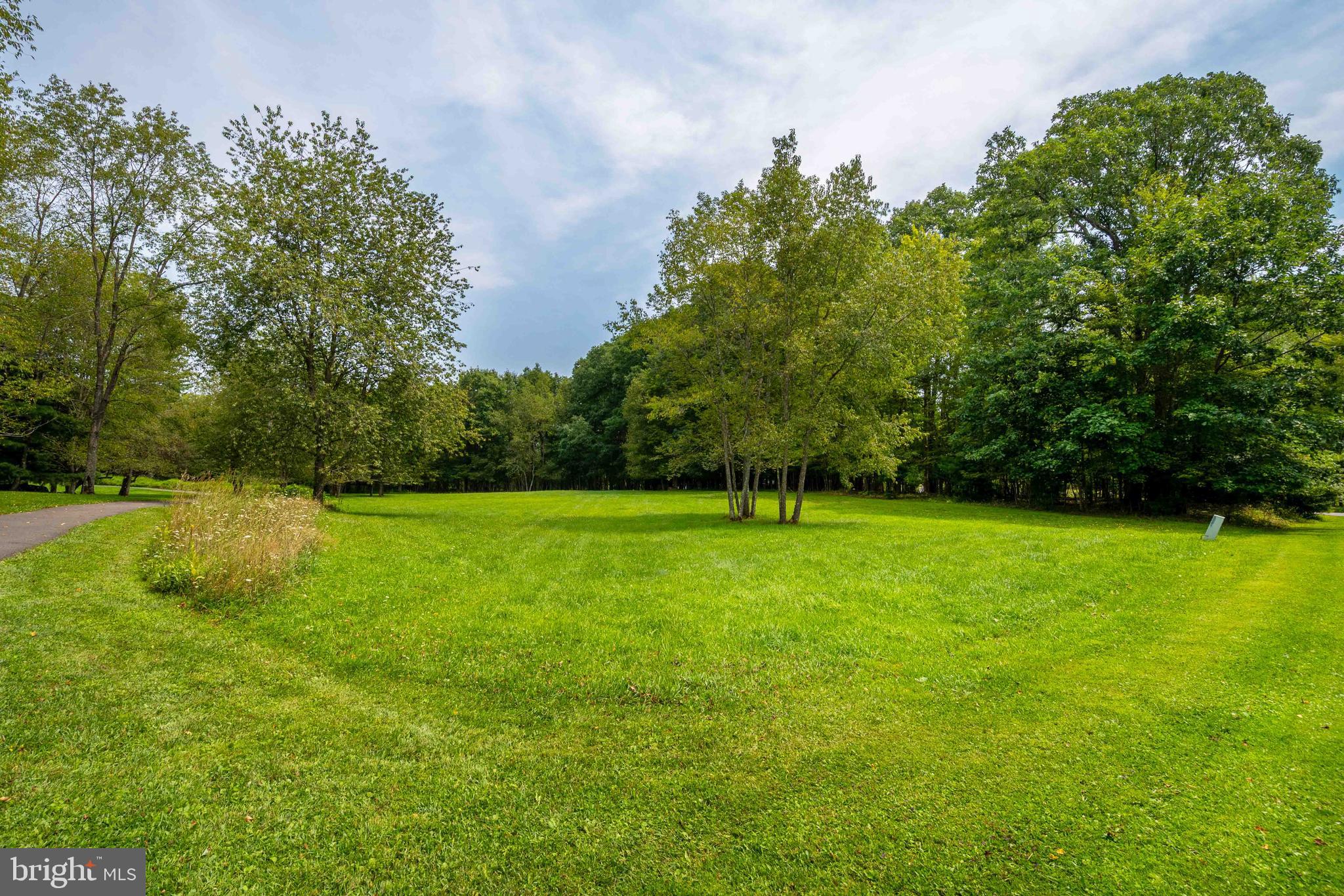 Lot 7 HERON COVE