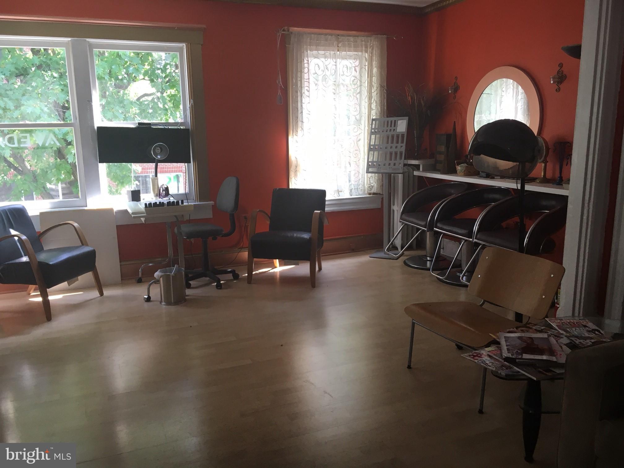 OLD TOWN - Commercial Lease