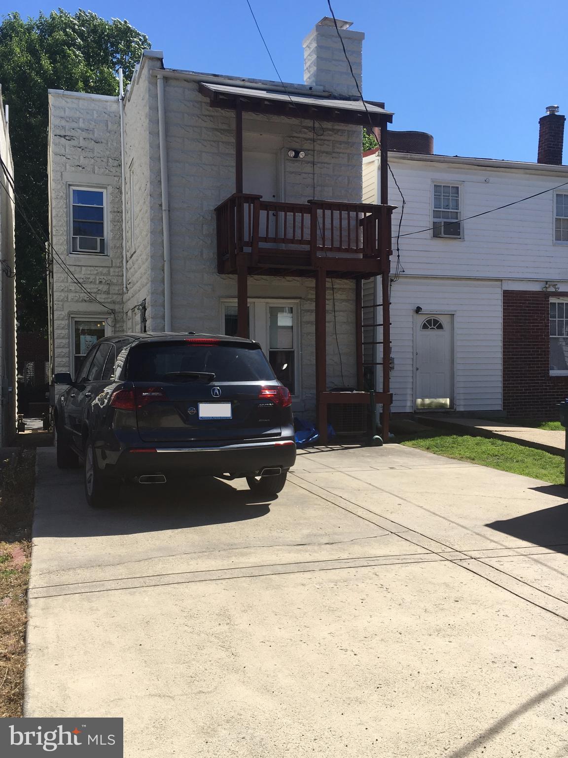 OLD TOWN - Commercial Lease