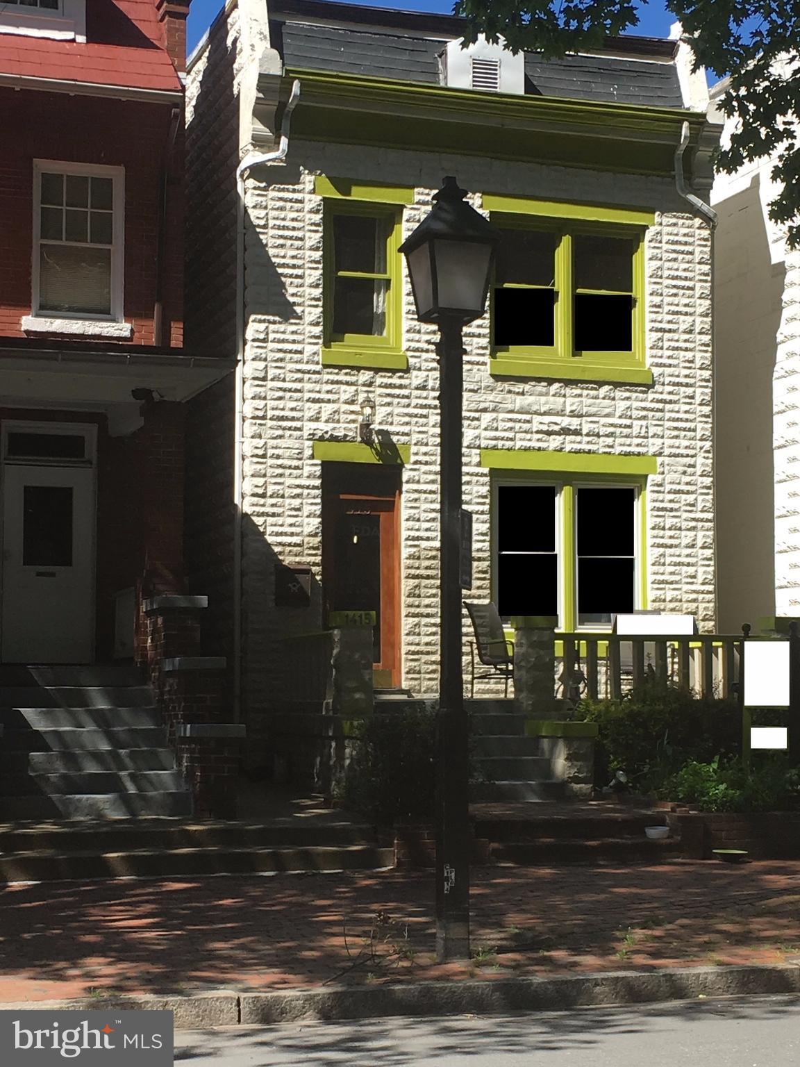 OLD TOWN - Commercial Lease