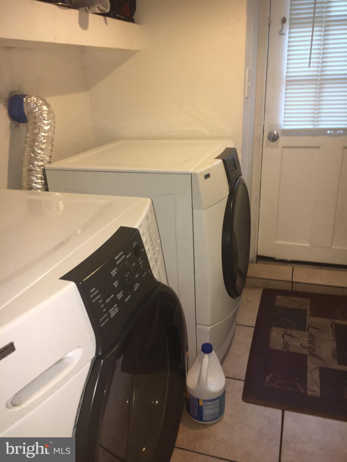 OLD TOWN - Commercial Lease