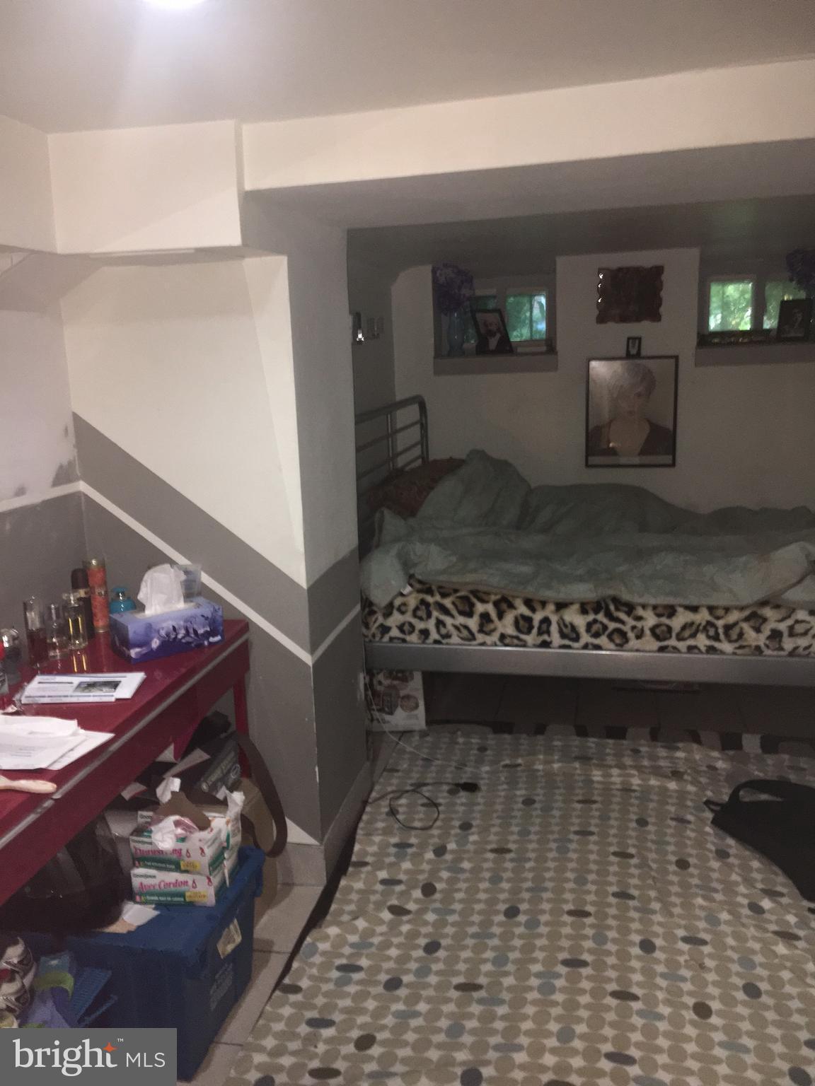 OLD TOWN - Commercial Lease