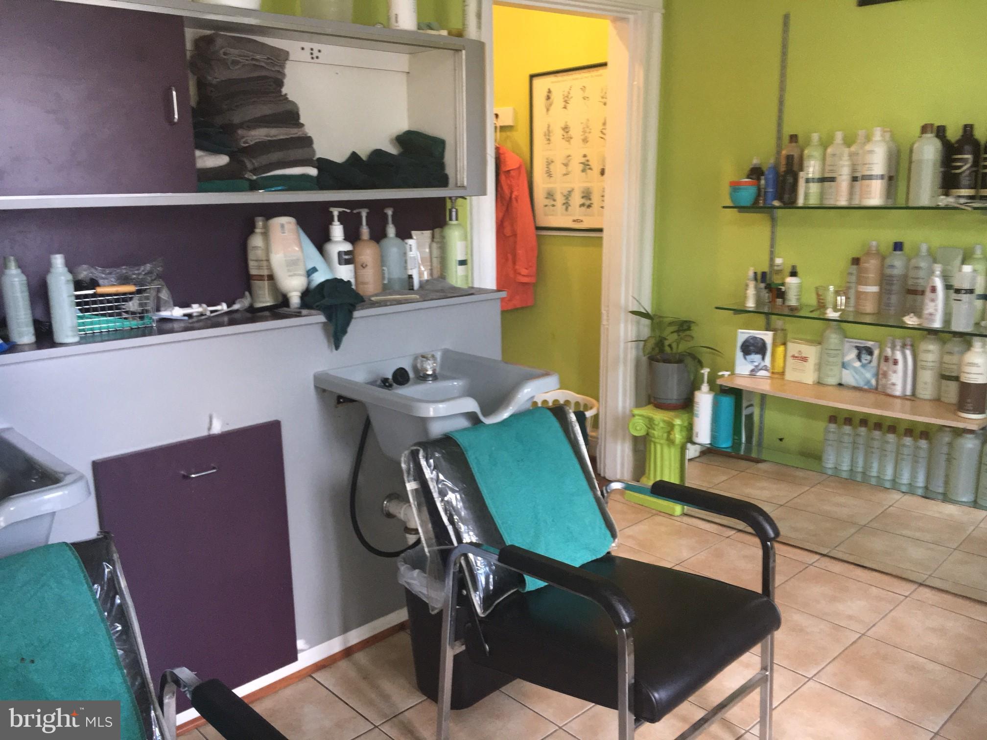 OLD TOWN - Commercial Lease