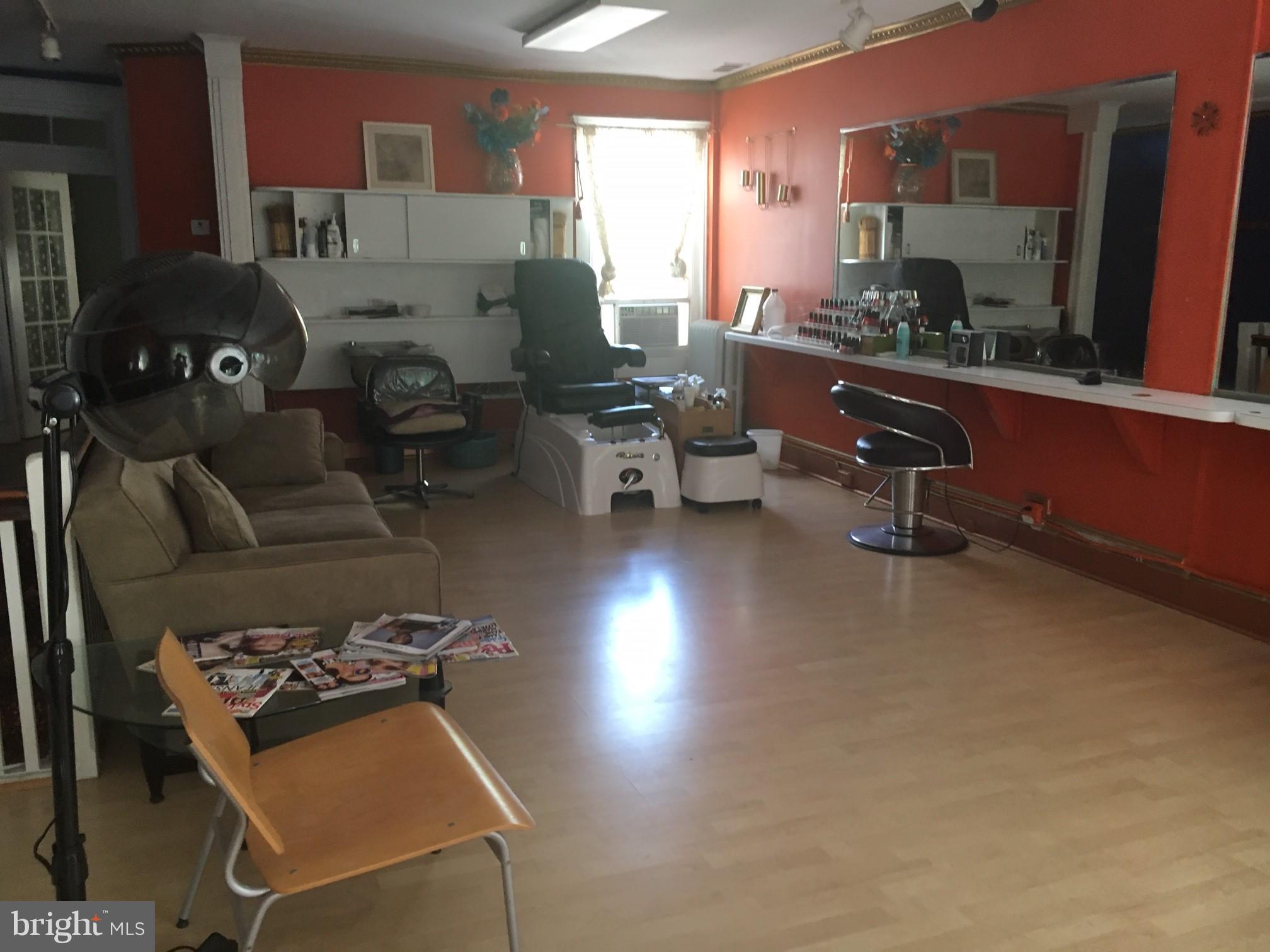 OLD TOWN - Commercial Lease