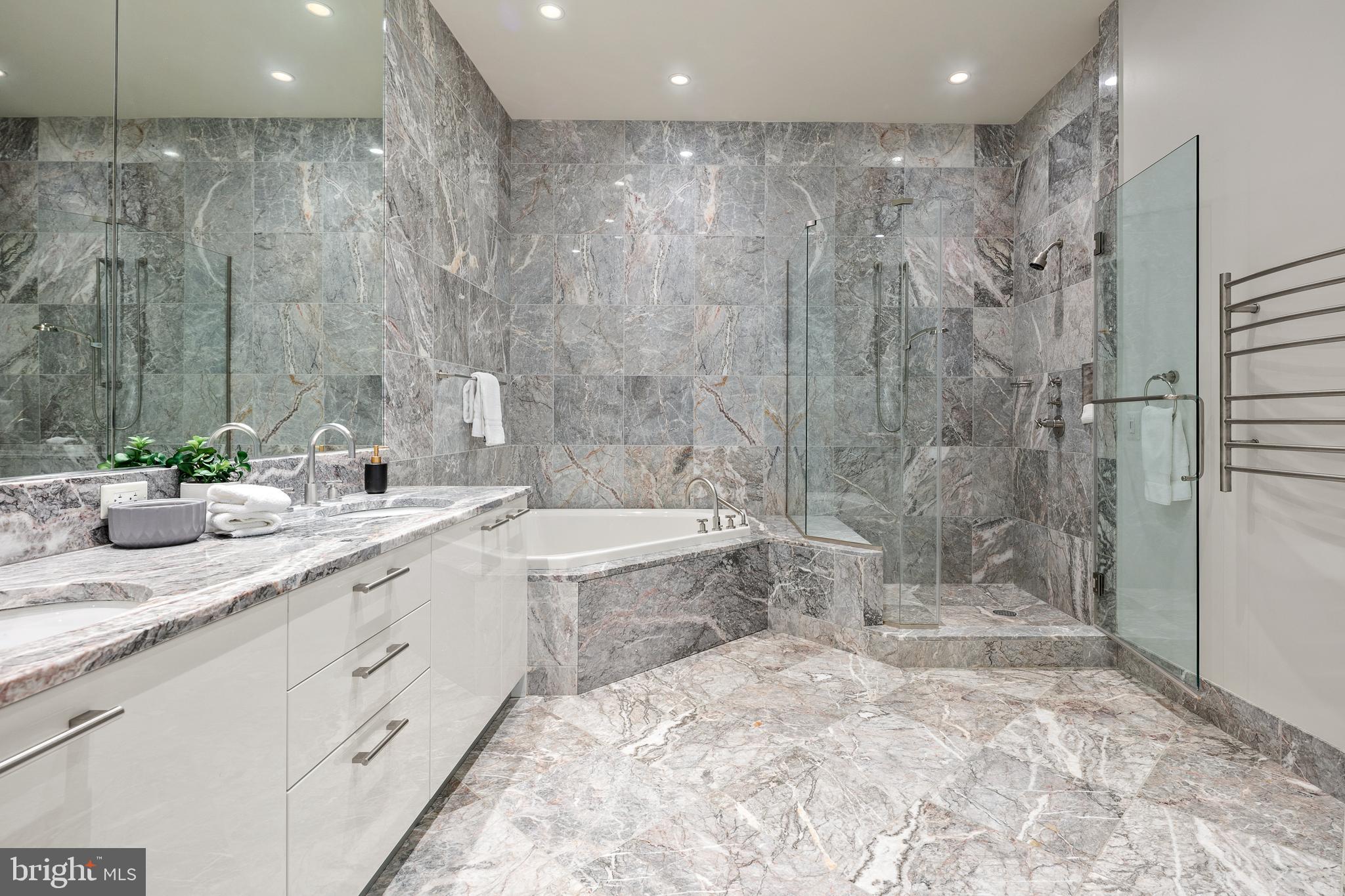 ROSSLYN - Residential