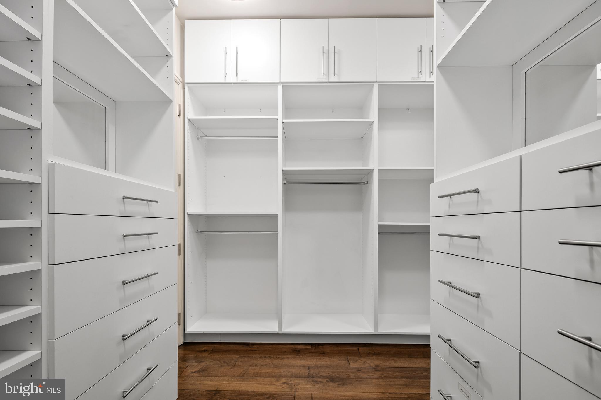 ROSSLYN - Residential