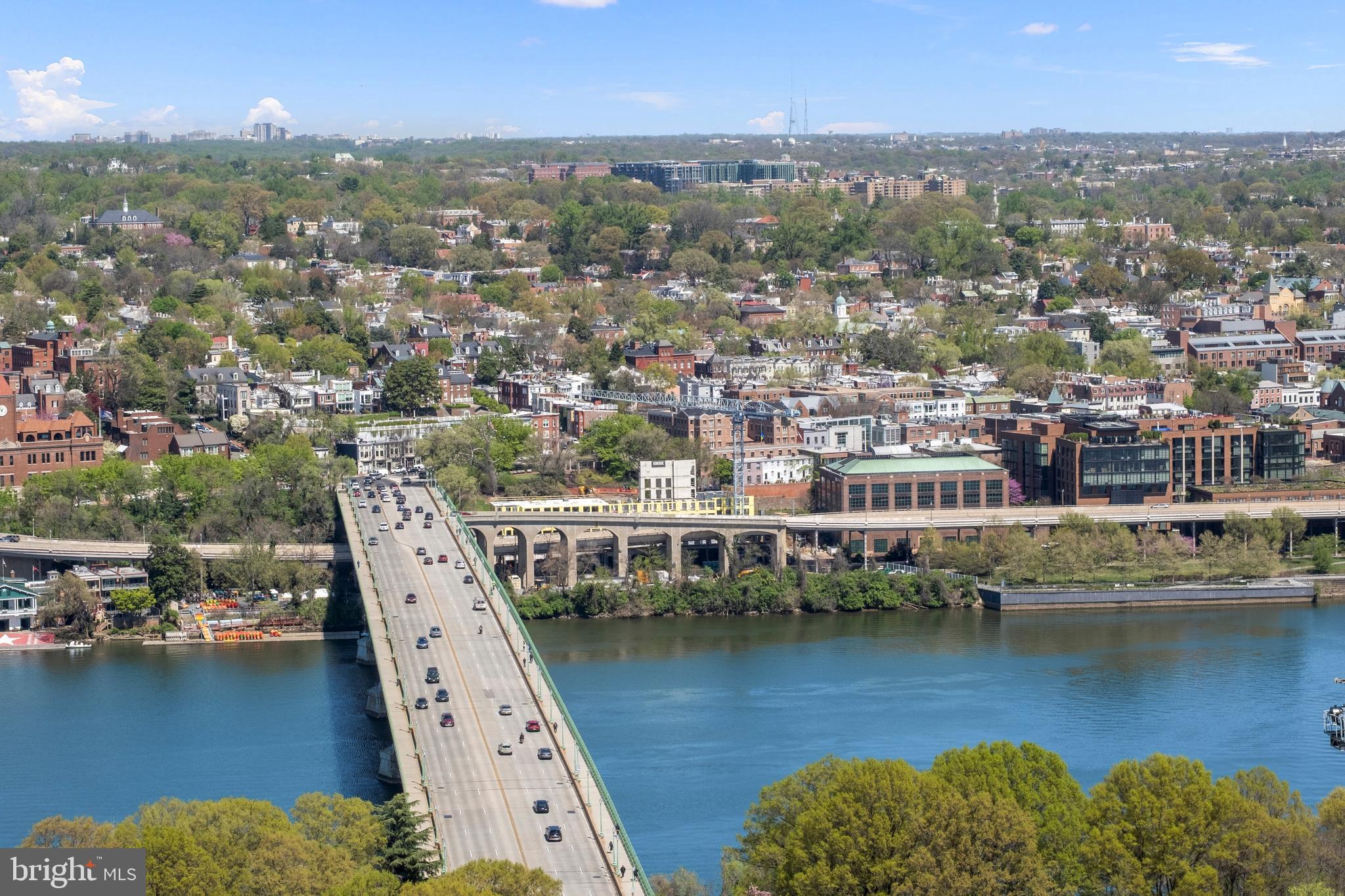 ROSSLYN - Residential