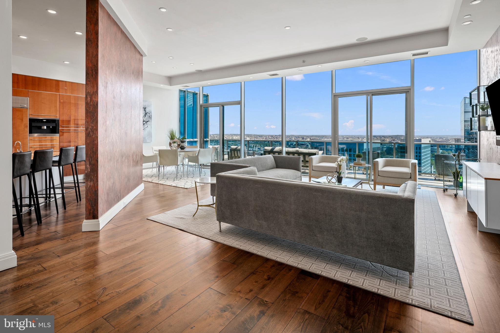 ROSSLYN - Residential