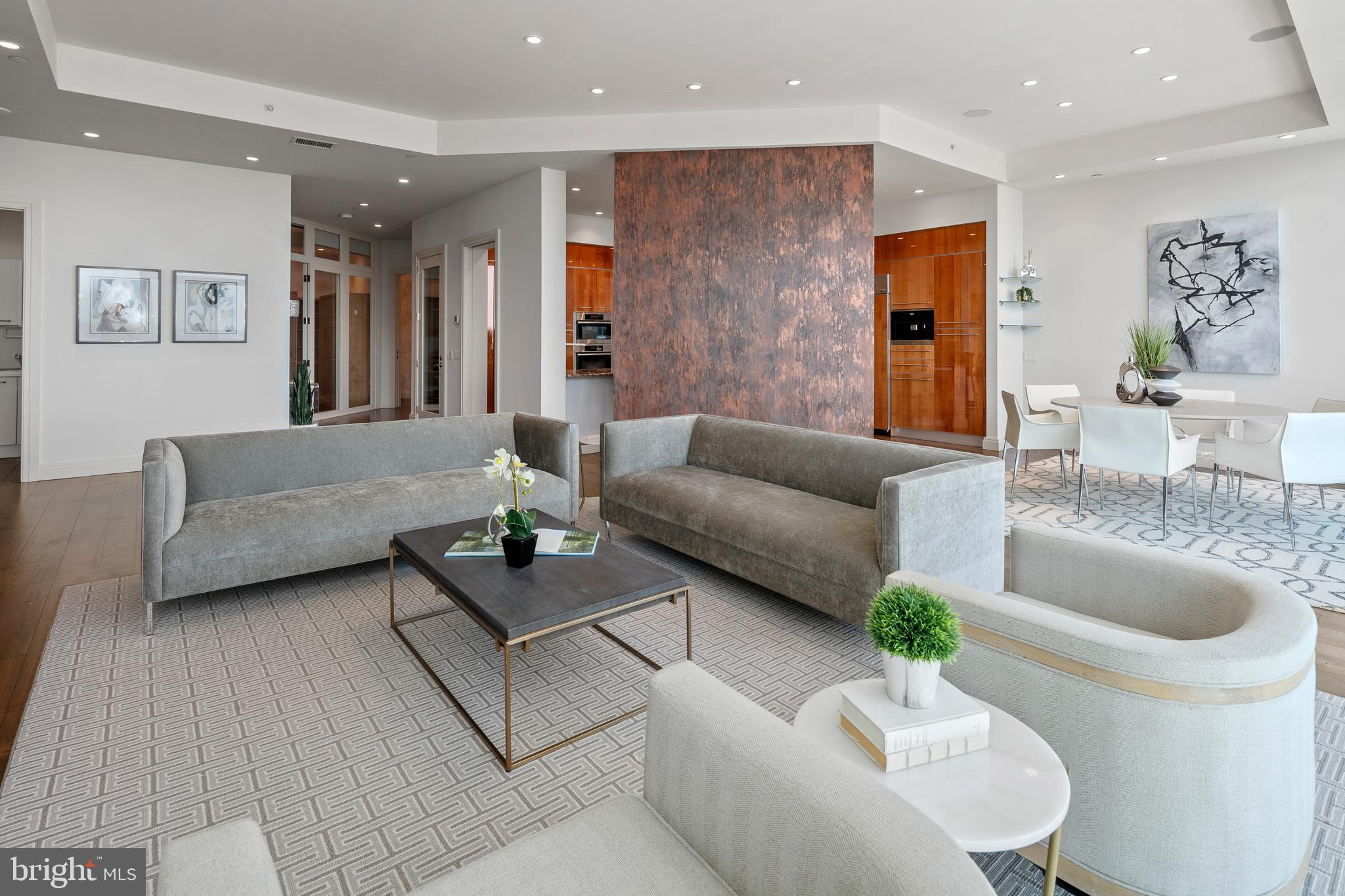 ROSSLYN - Residential