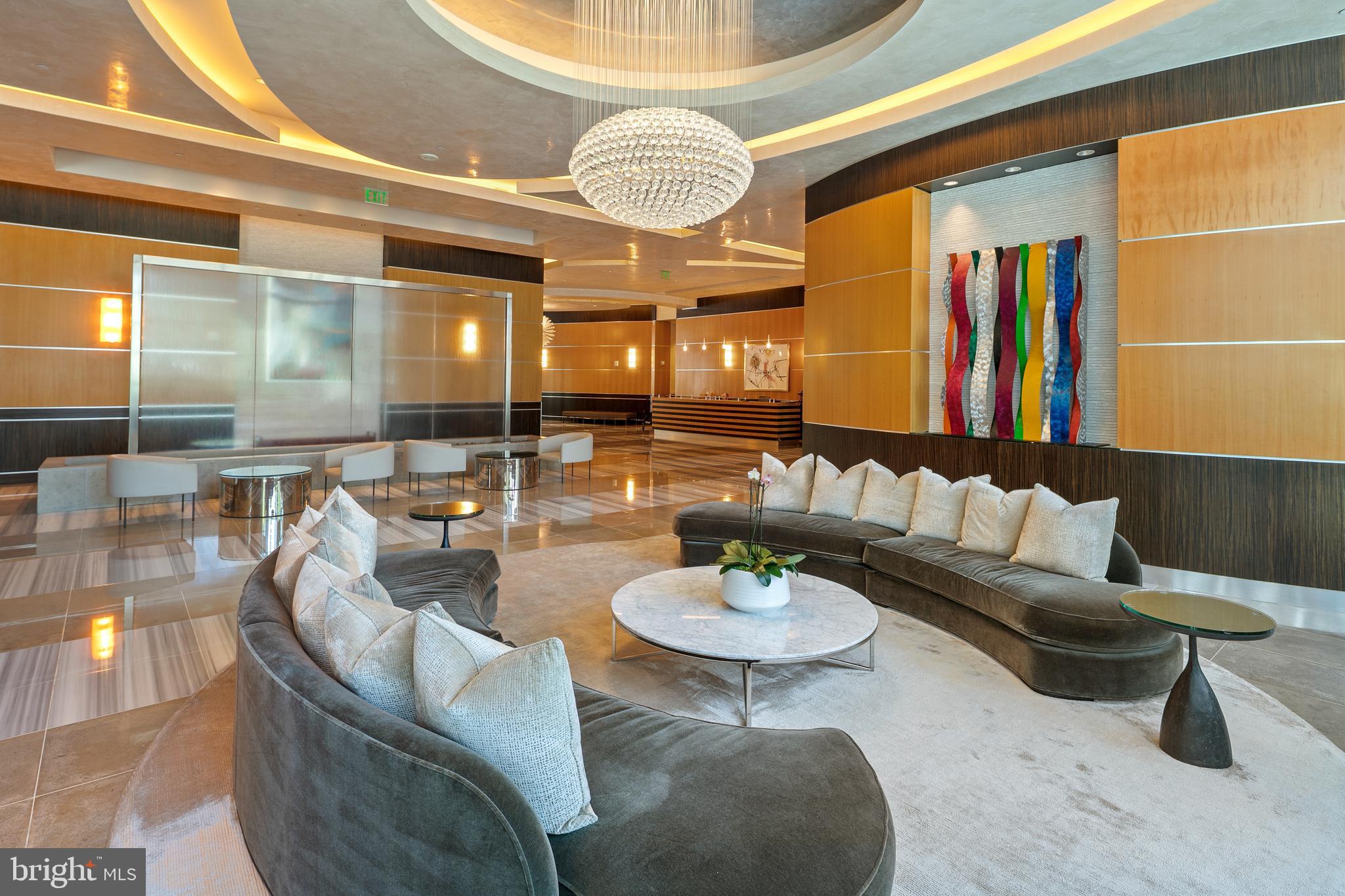 ROSSLYN - Residential