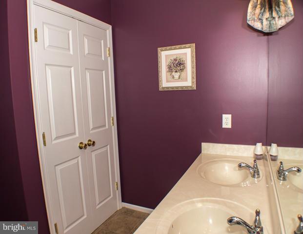 SPRUCE HILL ESTATES - Residential