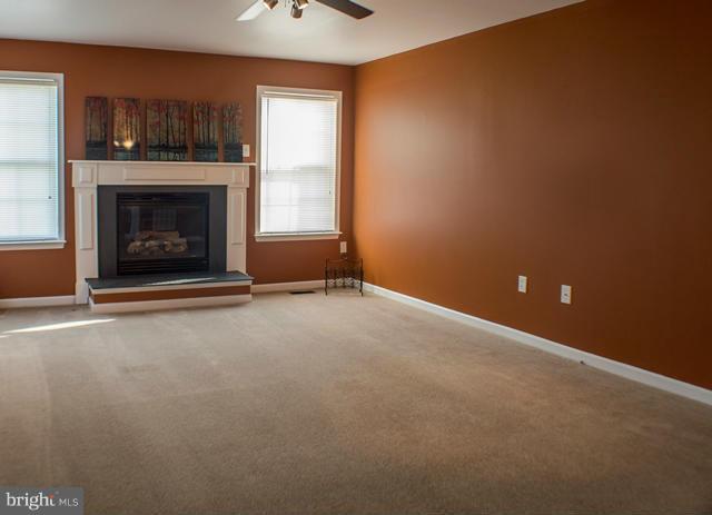 SPRUCE HILL ESTATES - Residential