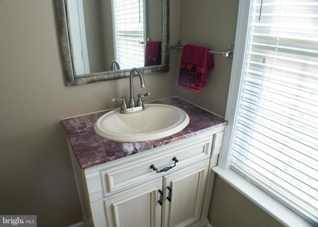 SPRUCE HILL ESTATES - Residential