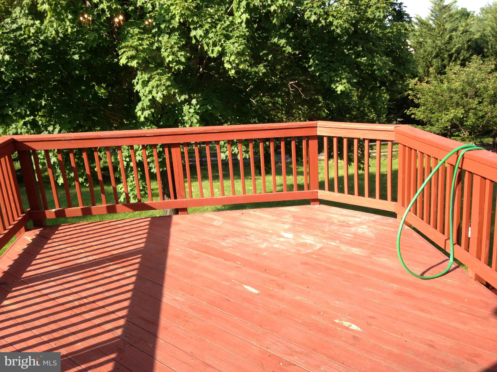 CHURCHILL TOWN SECTOR - Residential Lease