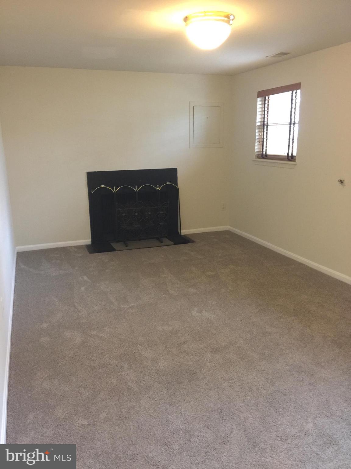 CHURCHILL TOWN SECTOR - Residential Lease