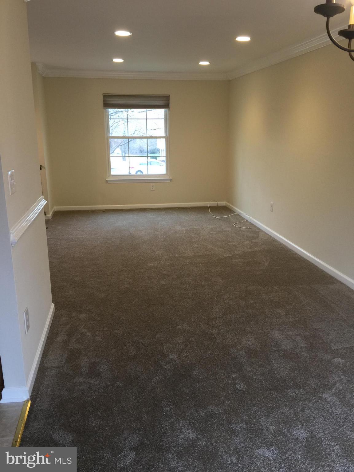 CHURCHILL TOWN SECTOR - Residential Lease