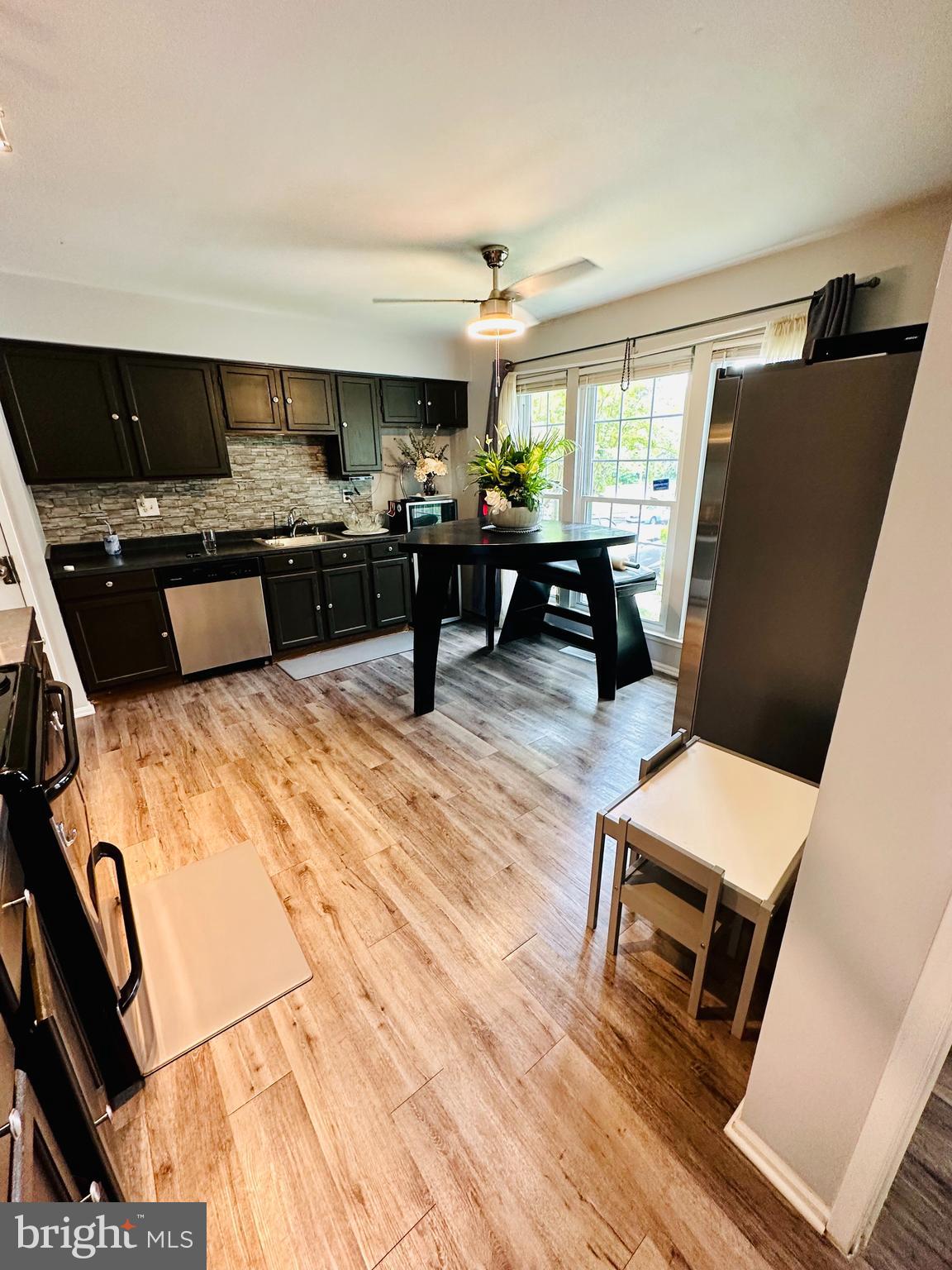 THE MEADOWS OF MANOR FARMS - Residential