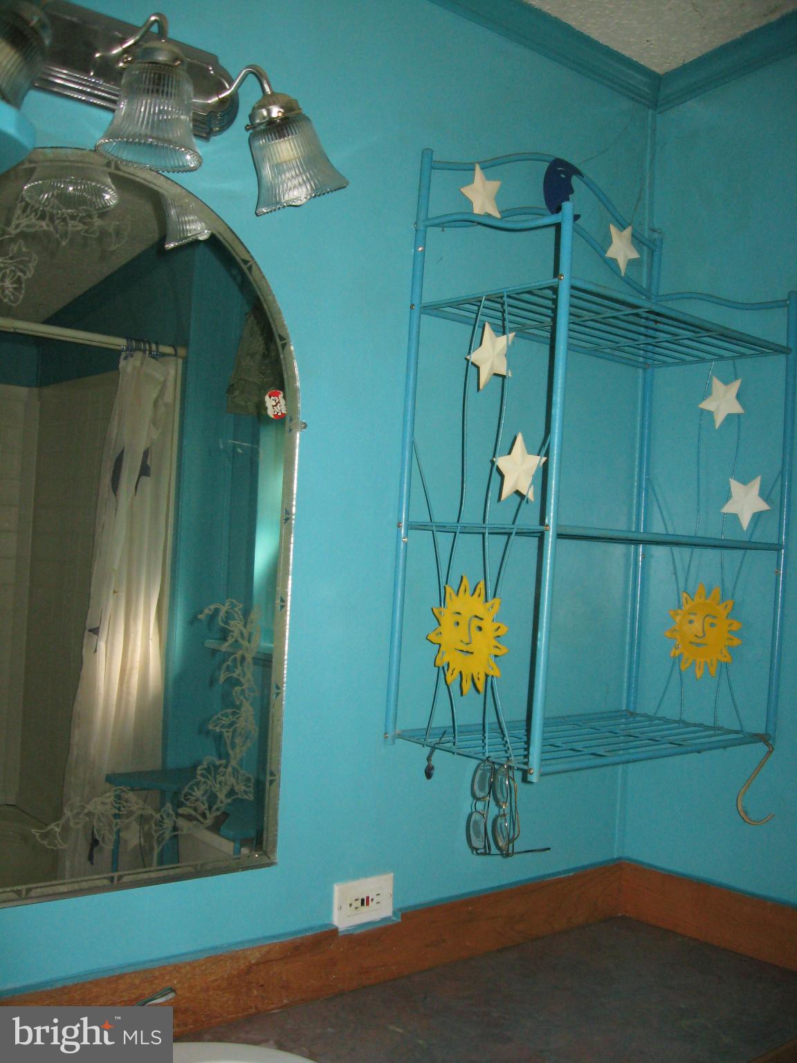 HILLANDALE HOMES - Residential