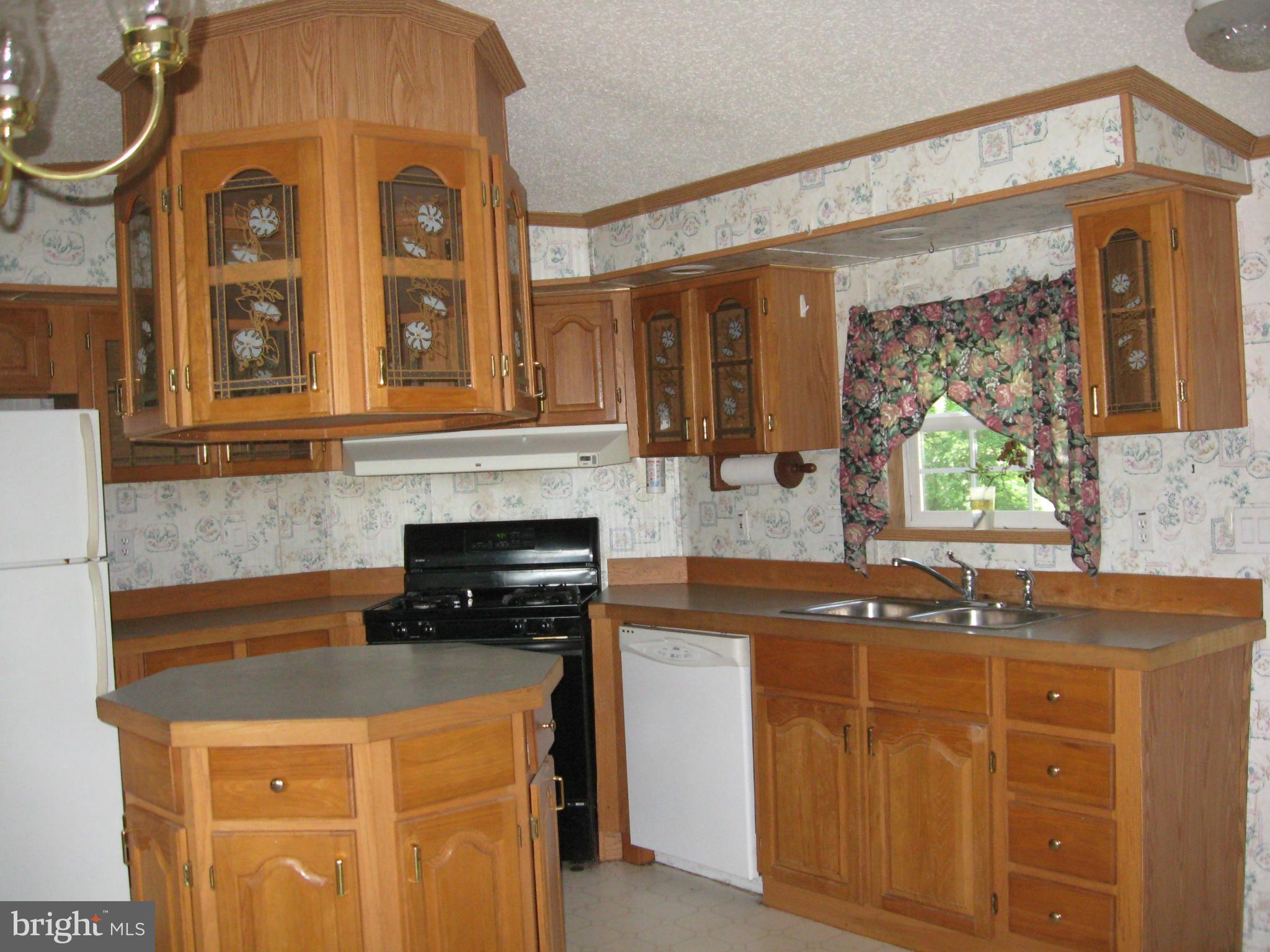 HILLANDALE HOMES - Residential