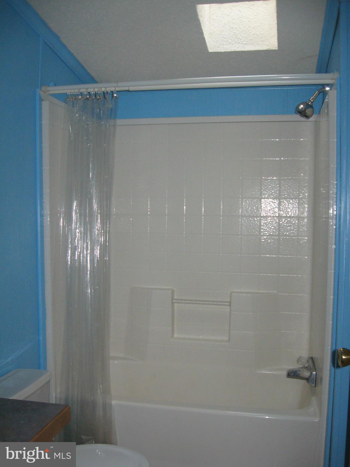 HILLANDALE HOMES - Residential