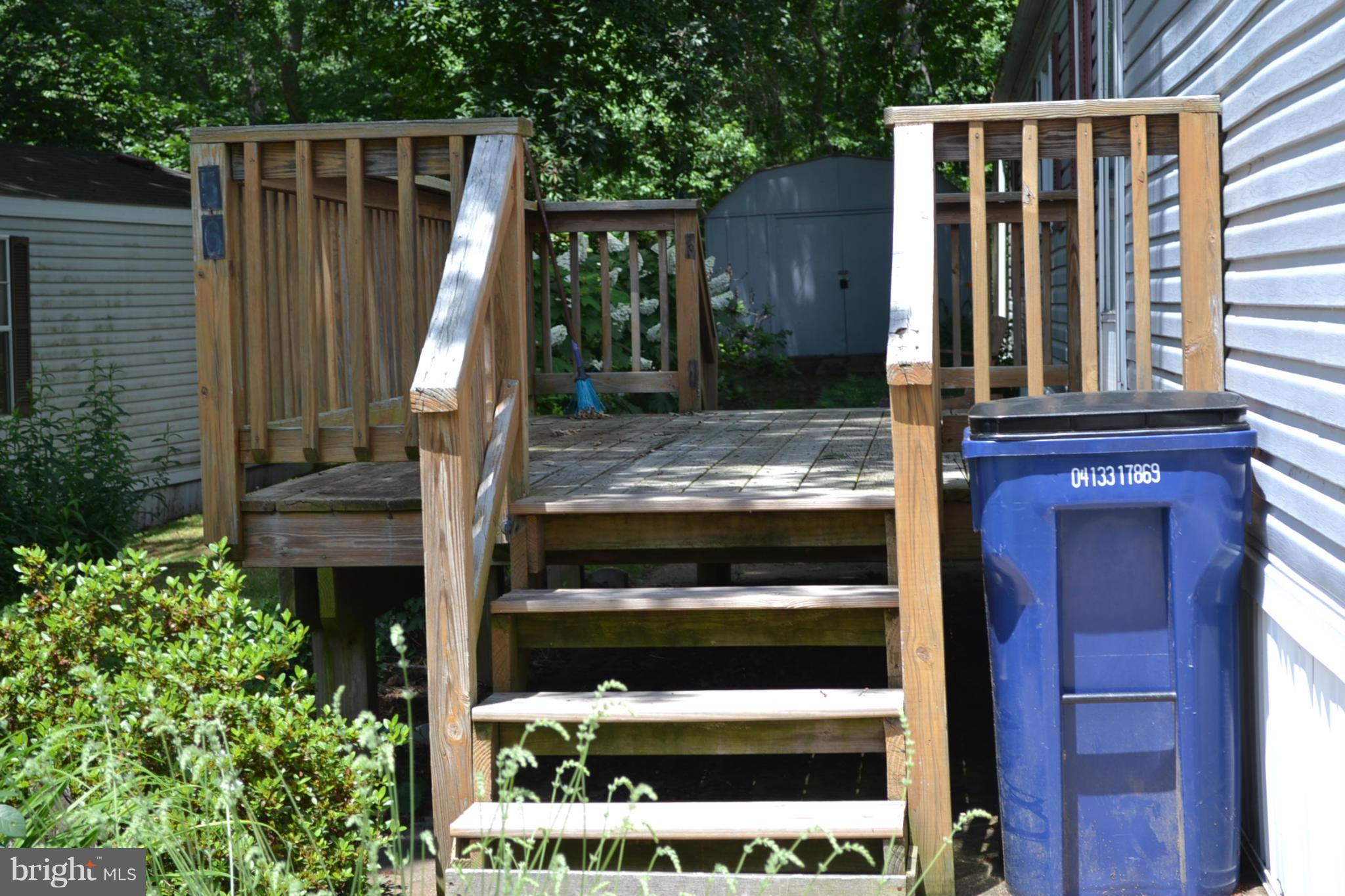 HILLANDALE HOMES - Residential