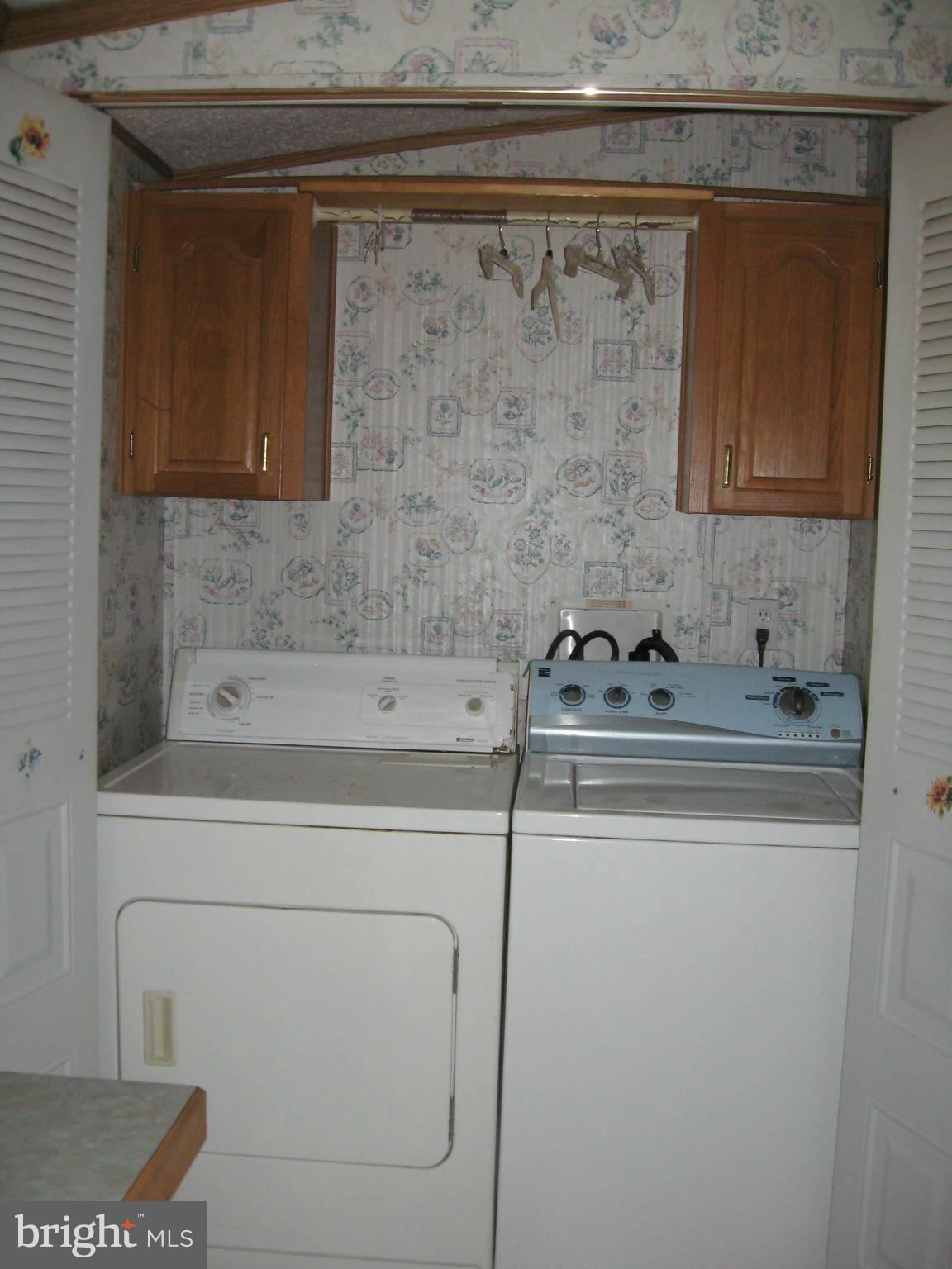 HILLANDALE HOMES - Residential