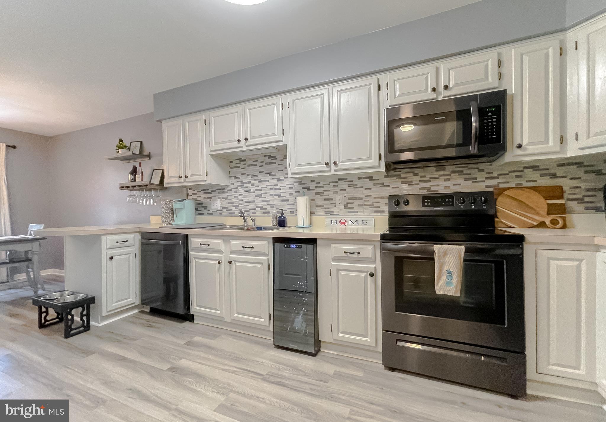 MILL CREEK CONDOMINIUMS - Residential