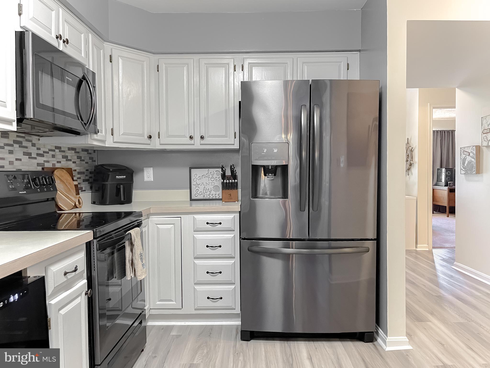 MILL CREEK CONDOMINIUMS - Residential