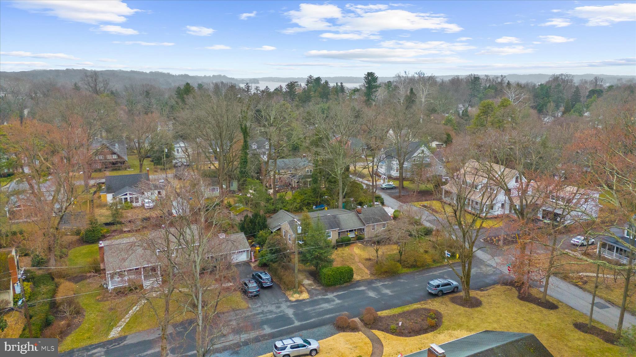 OLDE SEVERNA PARK - Residential