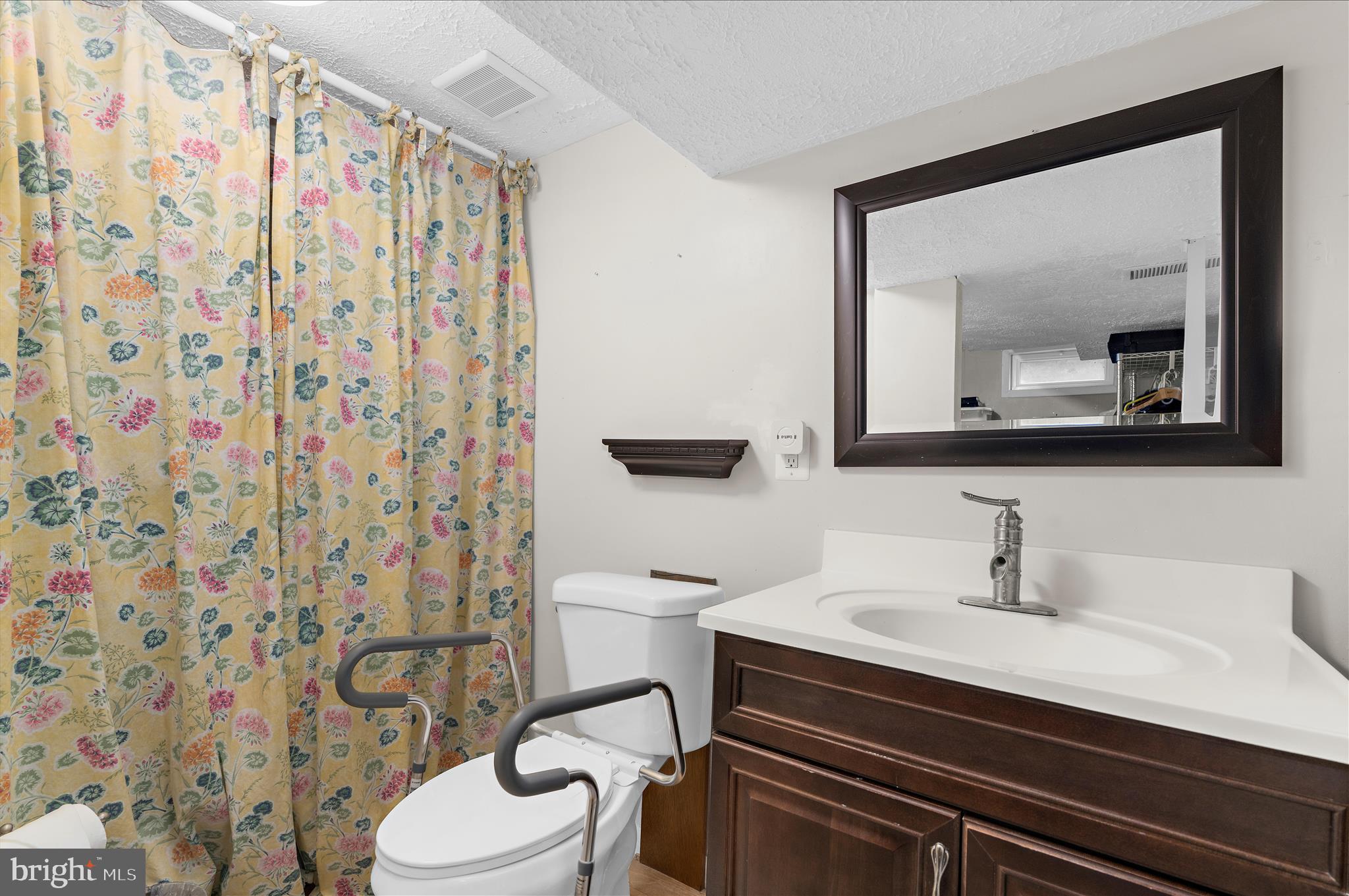 OLDE SEVERNA PARK - Residential