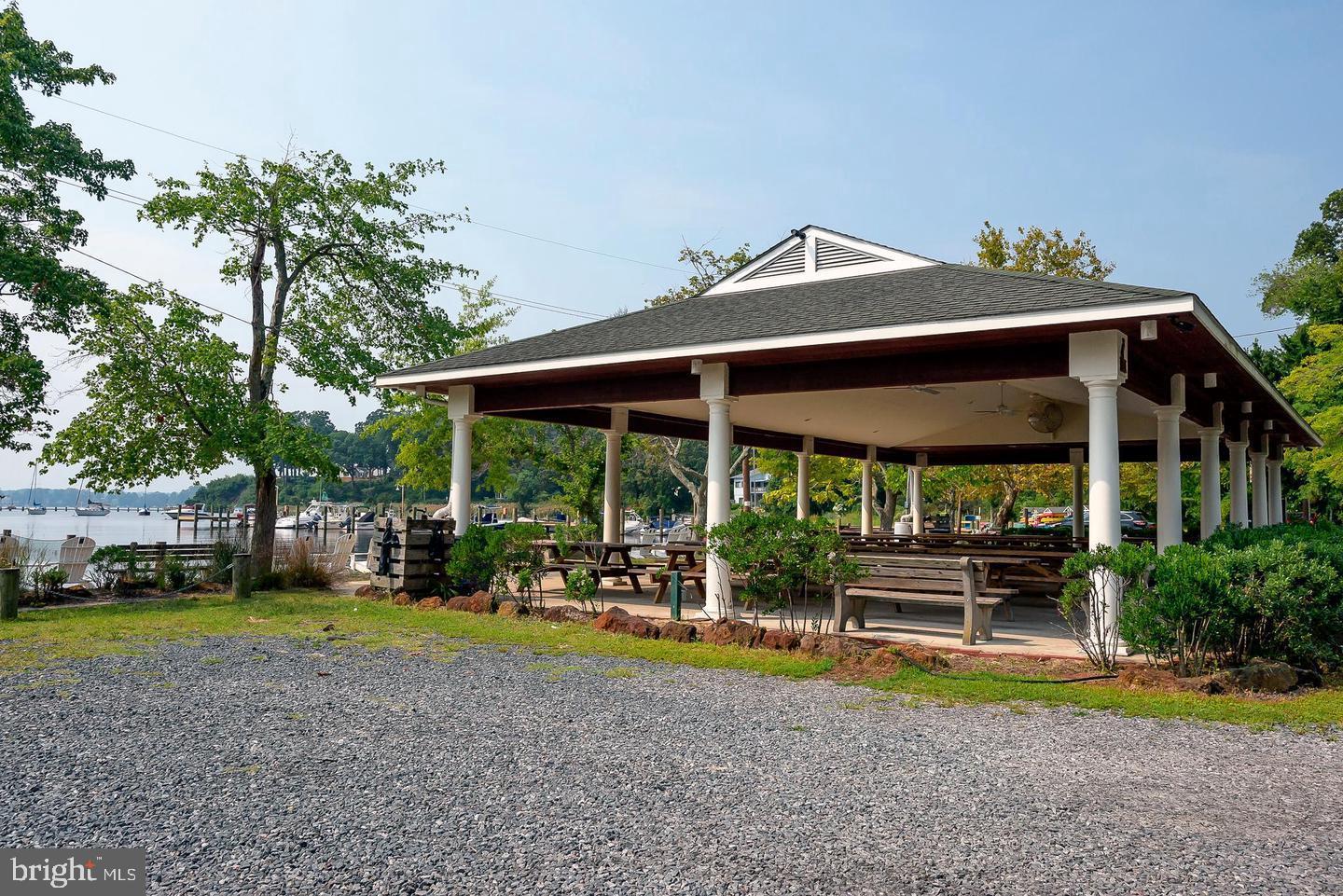 OLDE SEVERNA PARK - Residential