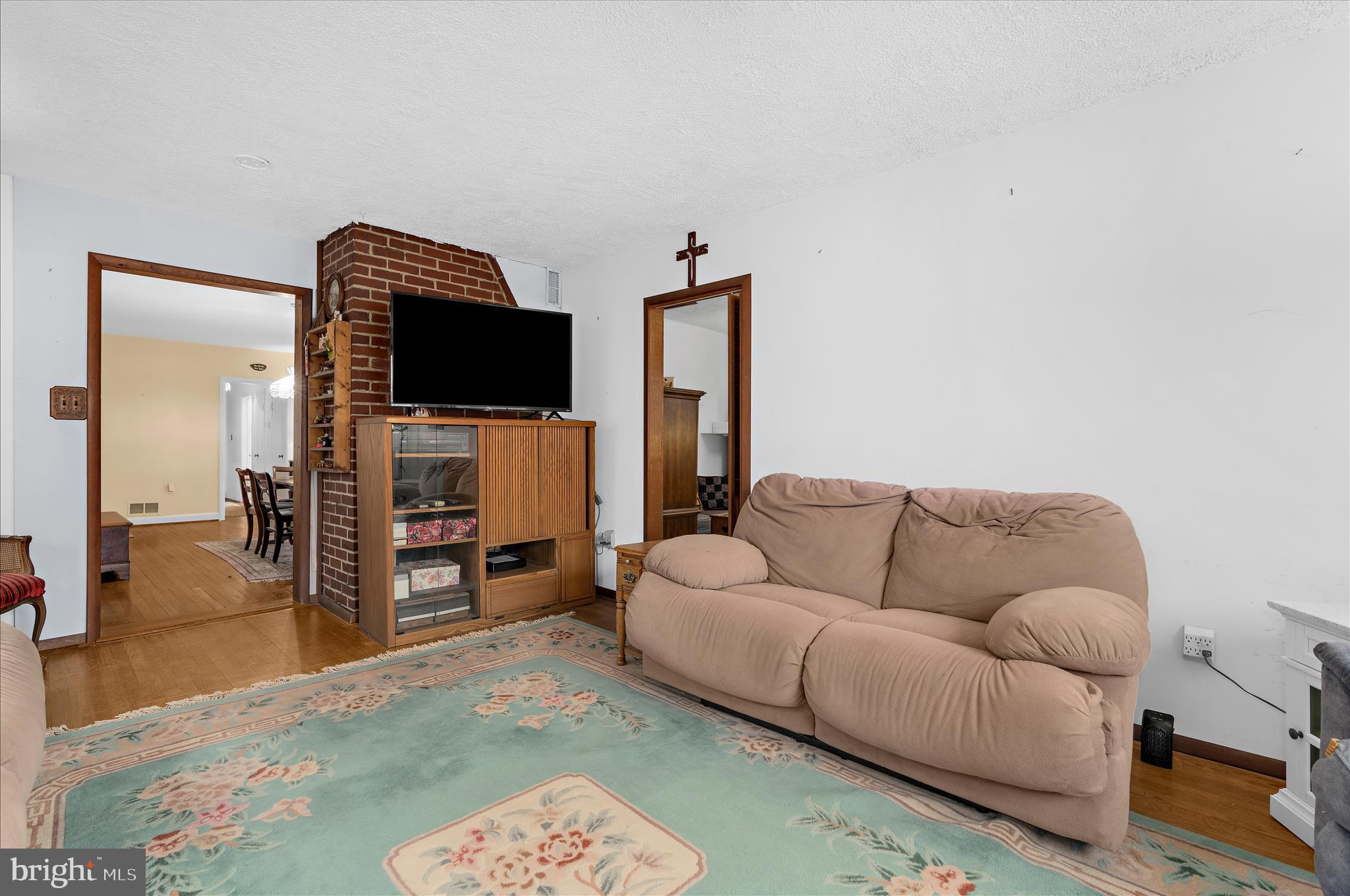 OLDE SEVERNA PARK - Residential