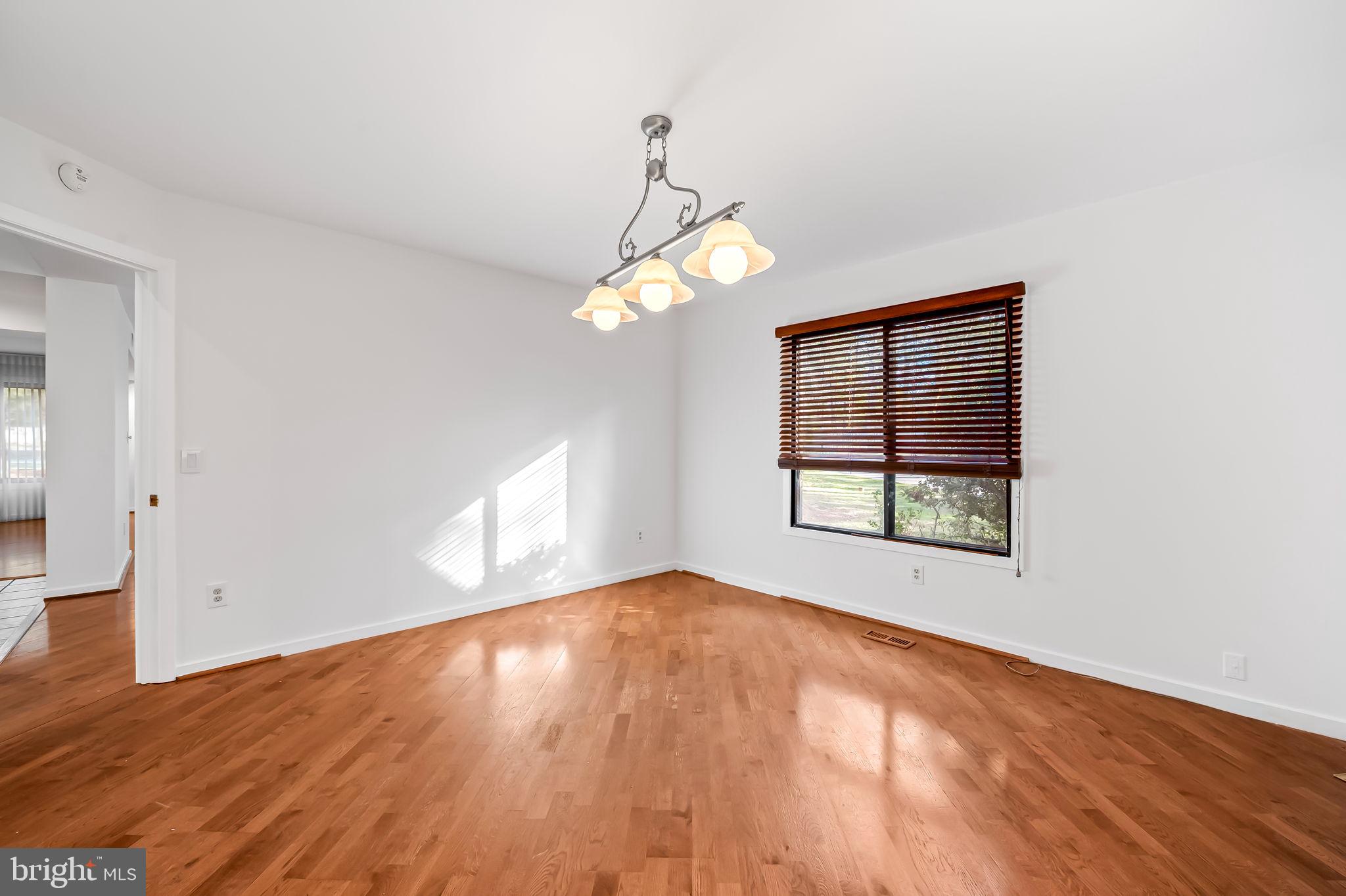 REGENCY PARK - Residential