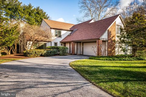 2 WHITEBRIDGE COURT 2 BALTIMORE MD 21208