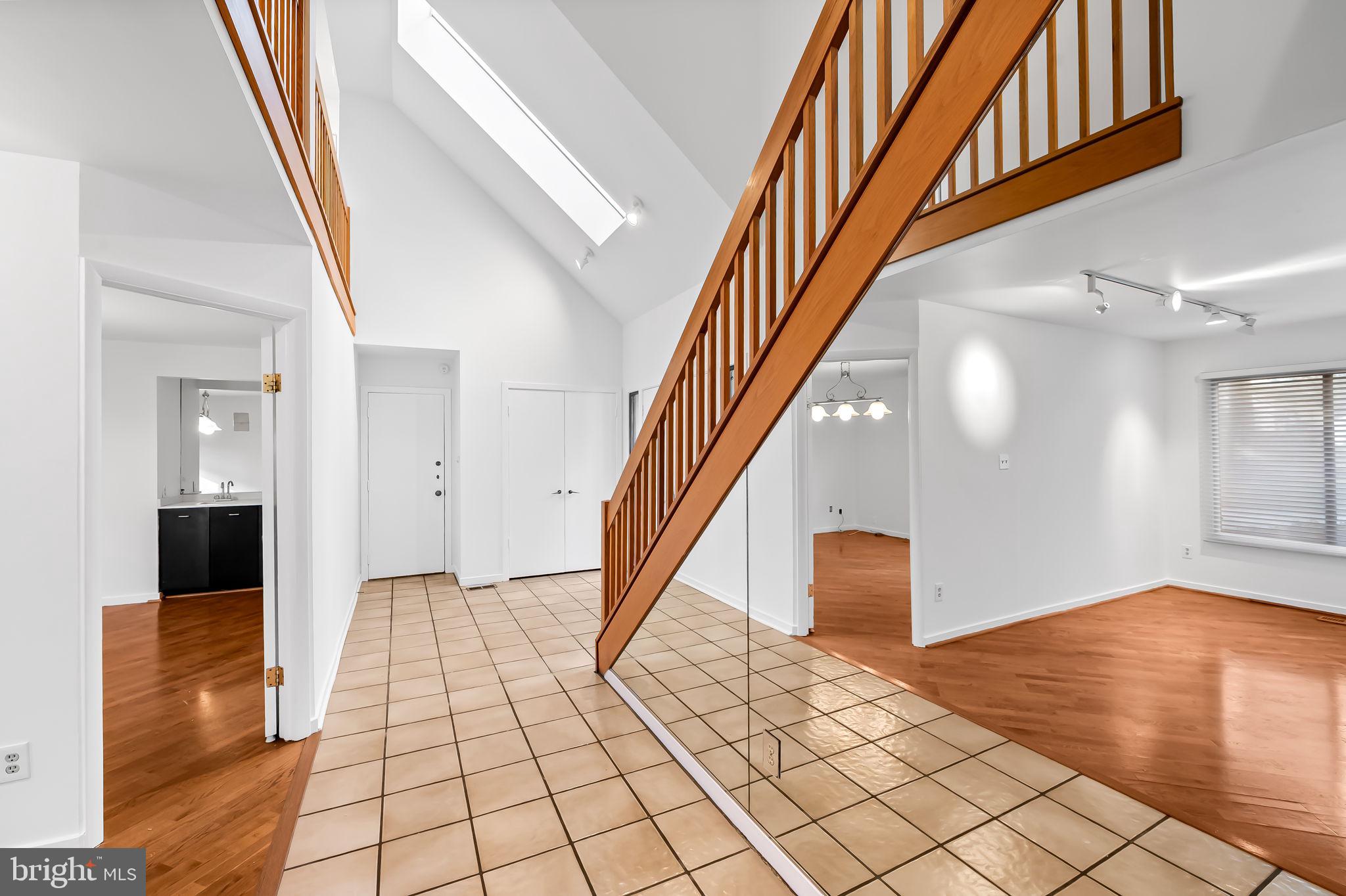 REGENCY PARK - Residential