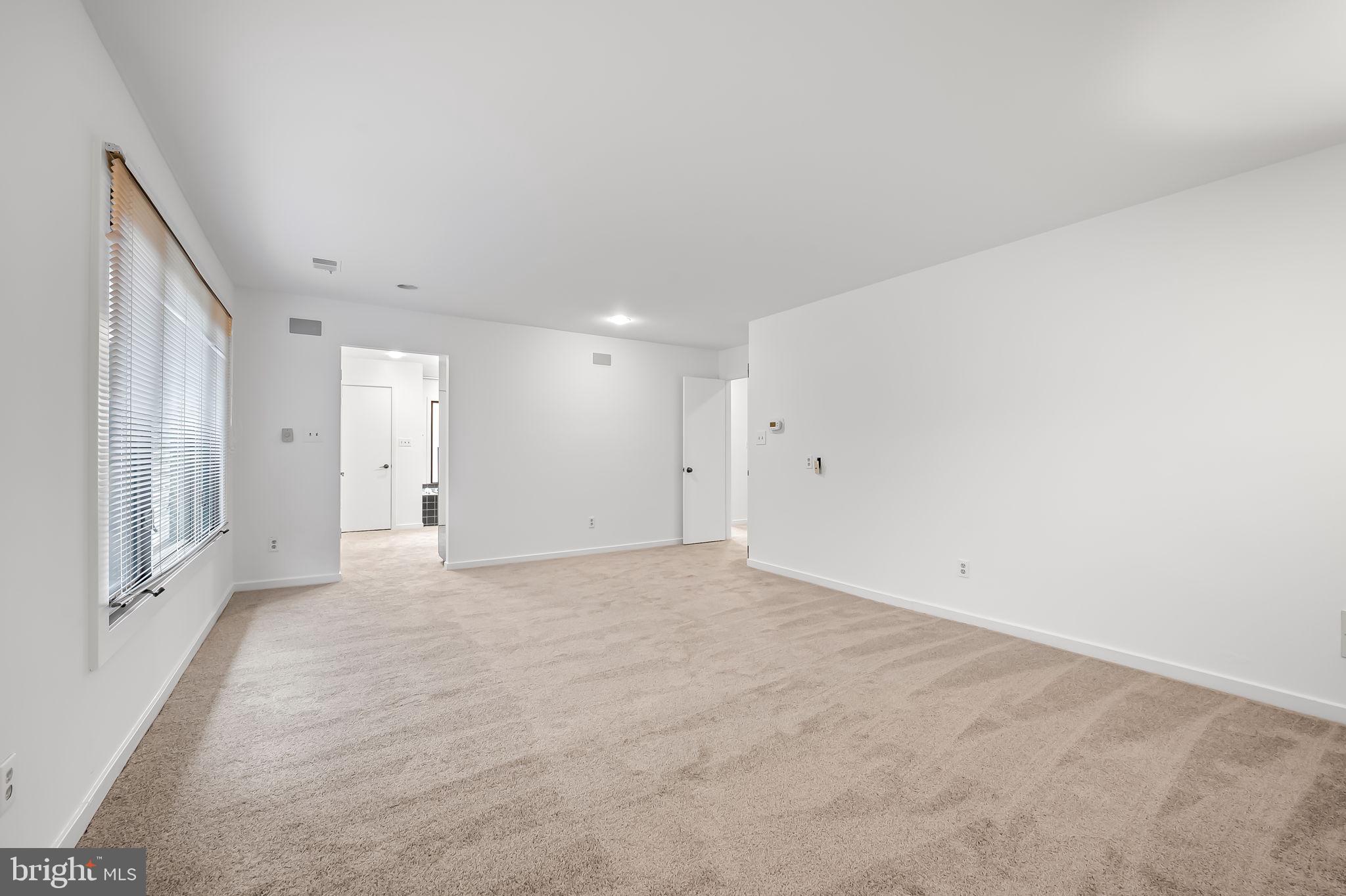 REGENCY PARK - Residential